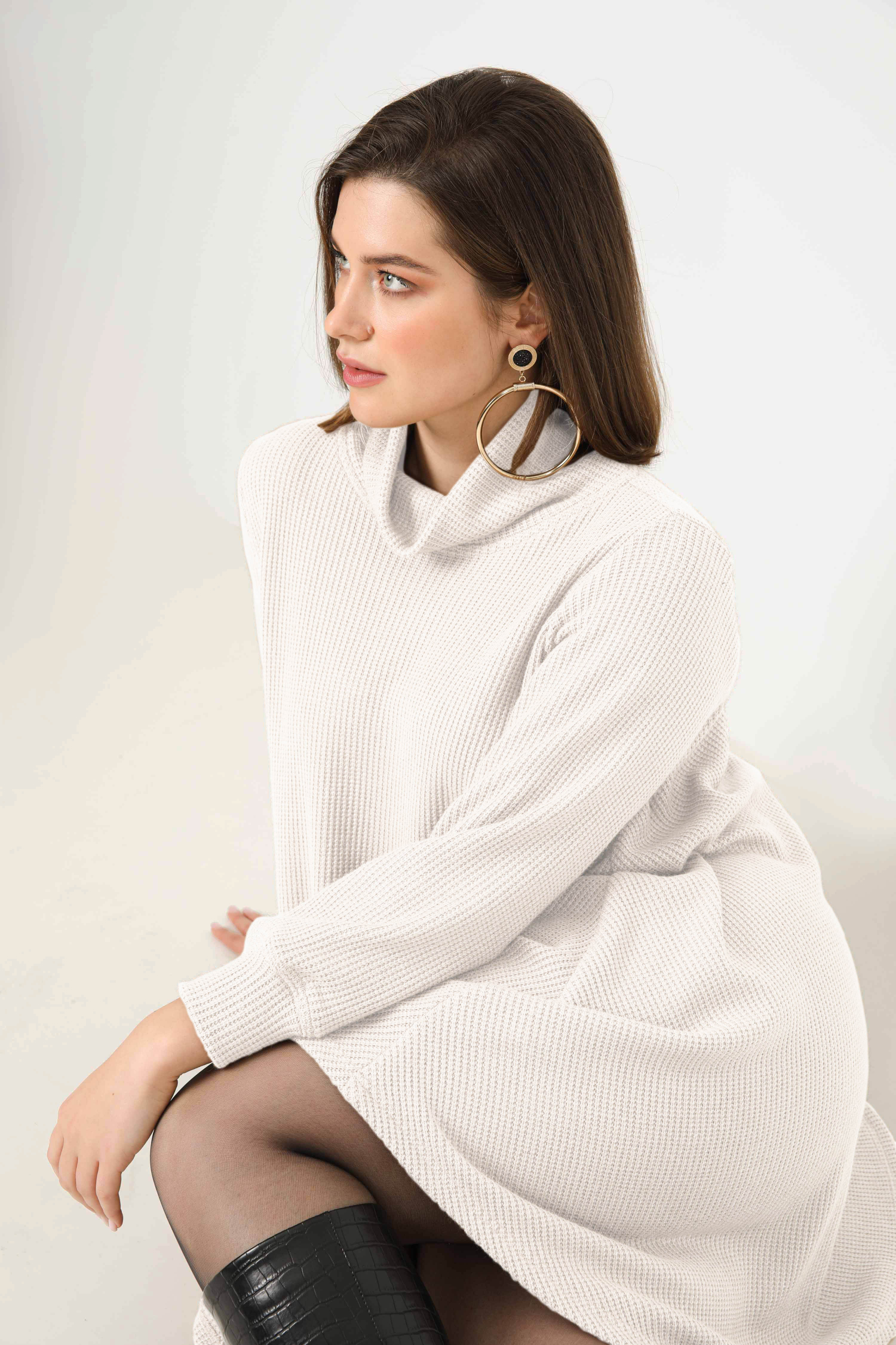 Honeycomb knit turtleneck trapeze dress