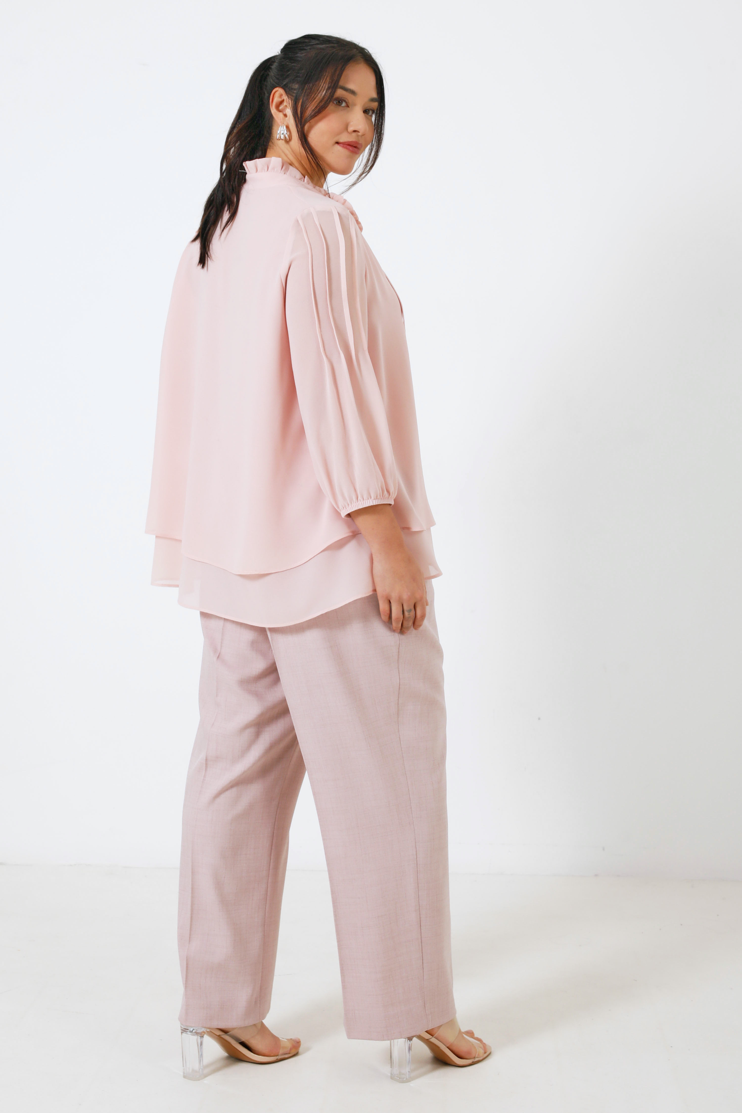 Plain voile blouse layered with a Mao collar