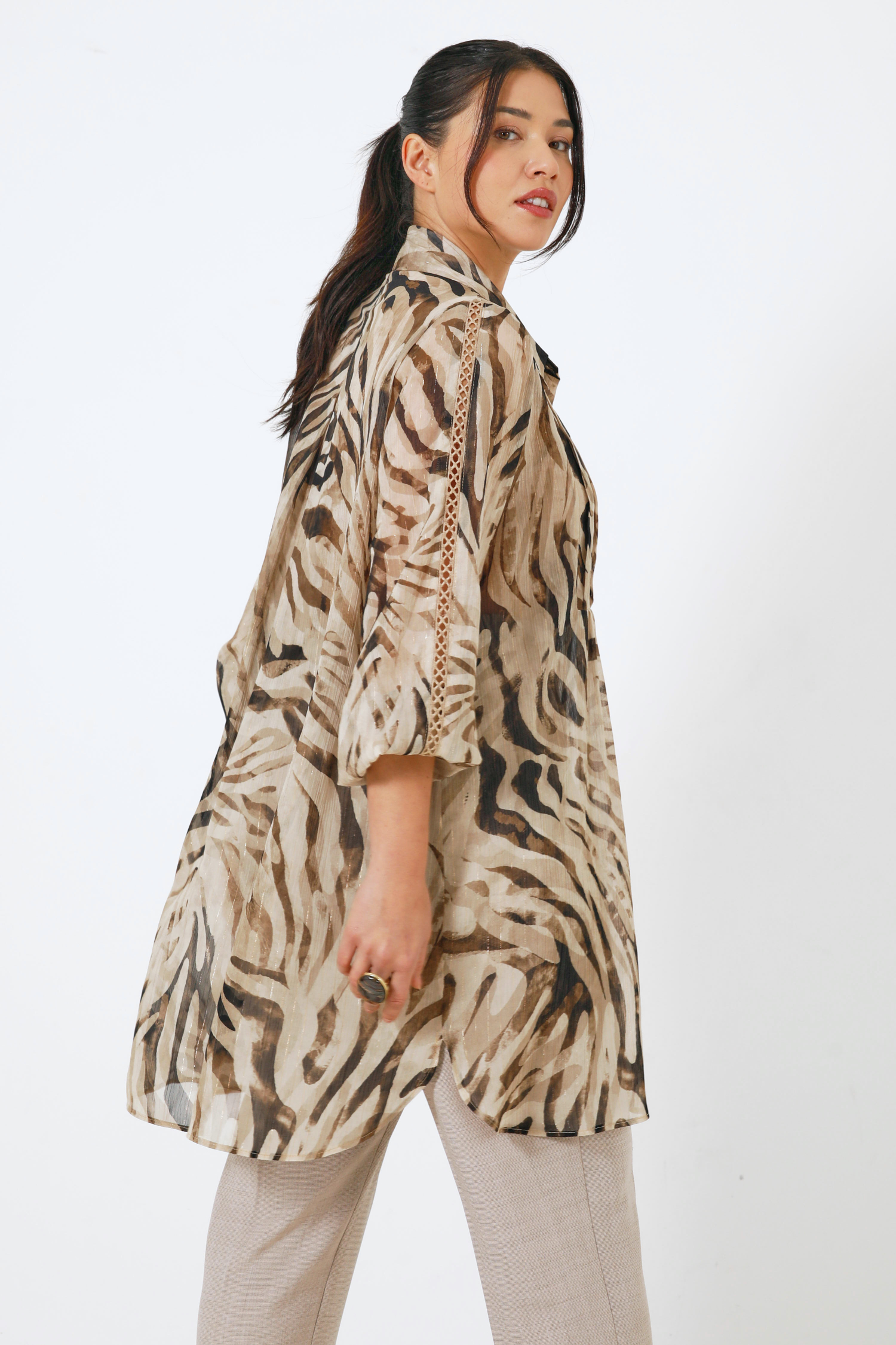 Long tunic in zebra voile with bib