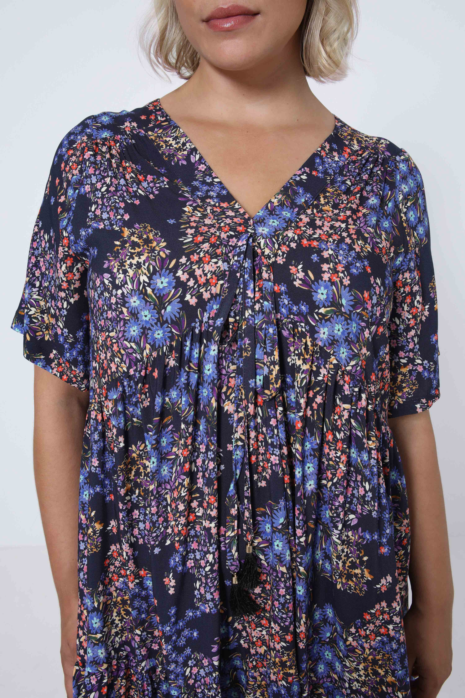 Mid-length dress in printed fibranne