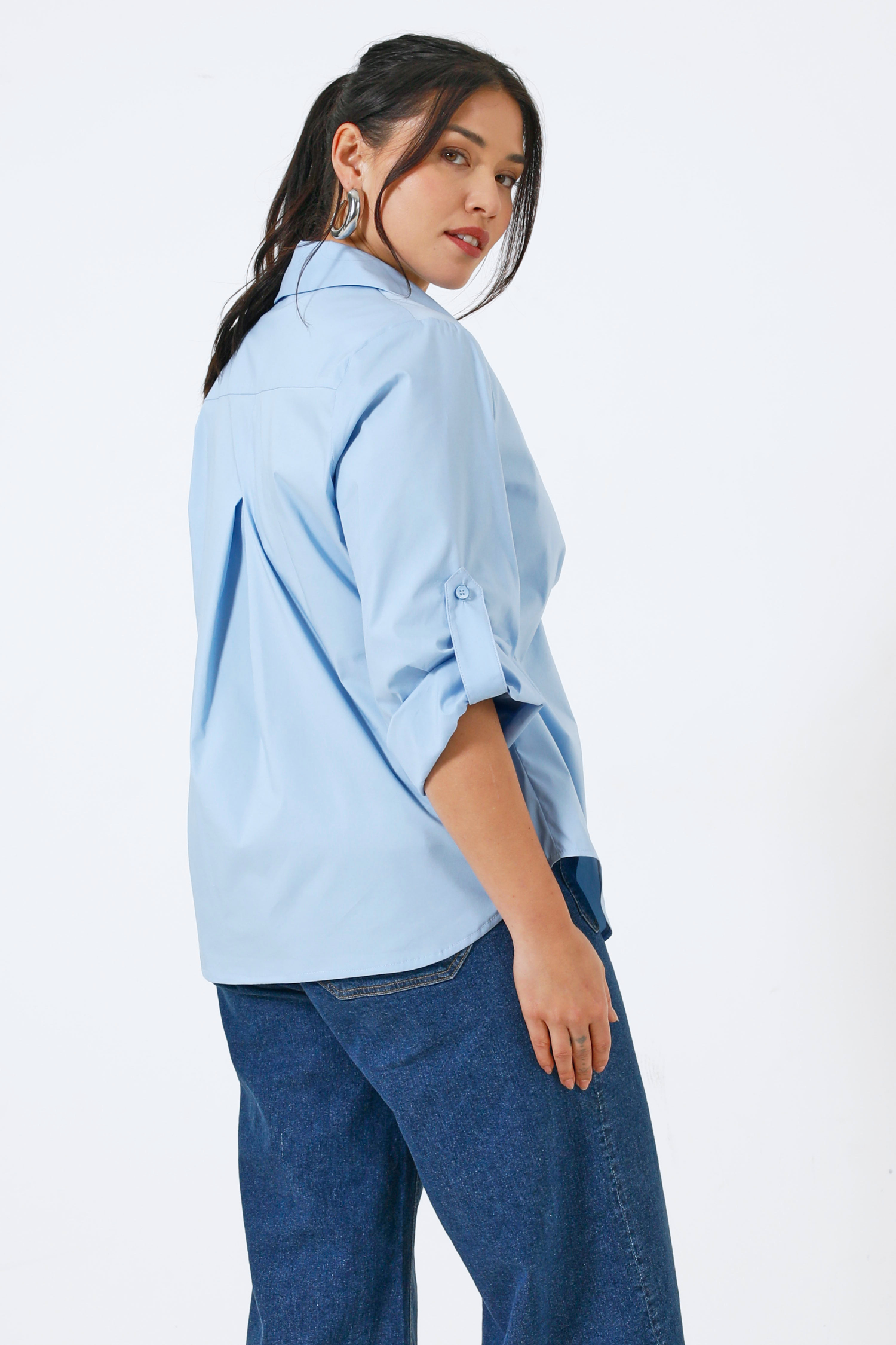 Plain shirt in soft cotton poplin