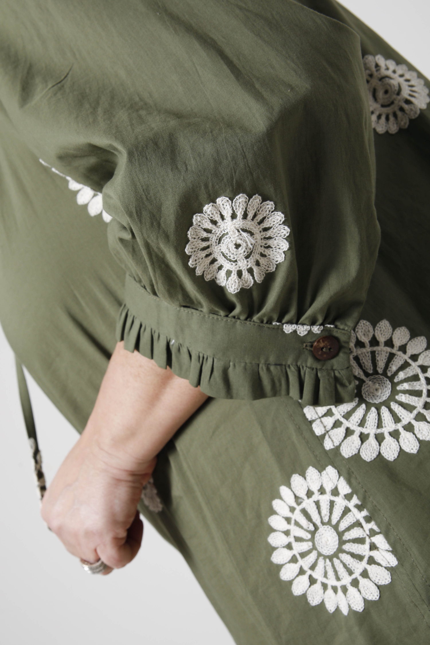 Embroidered cotton shirt