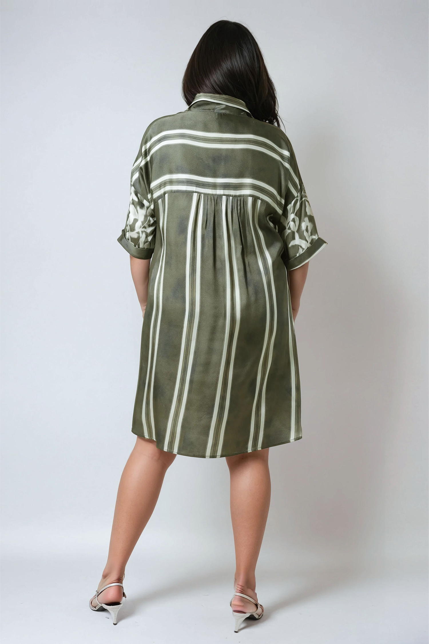 Satin dress with stripes and flowers