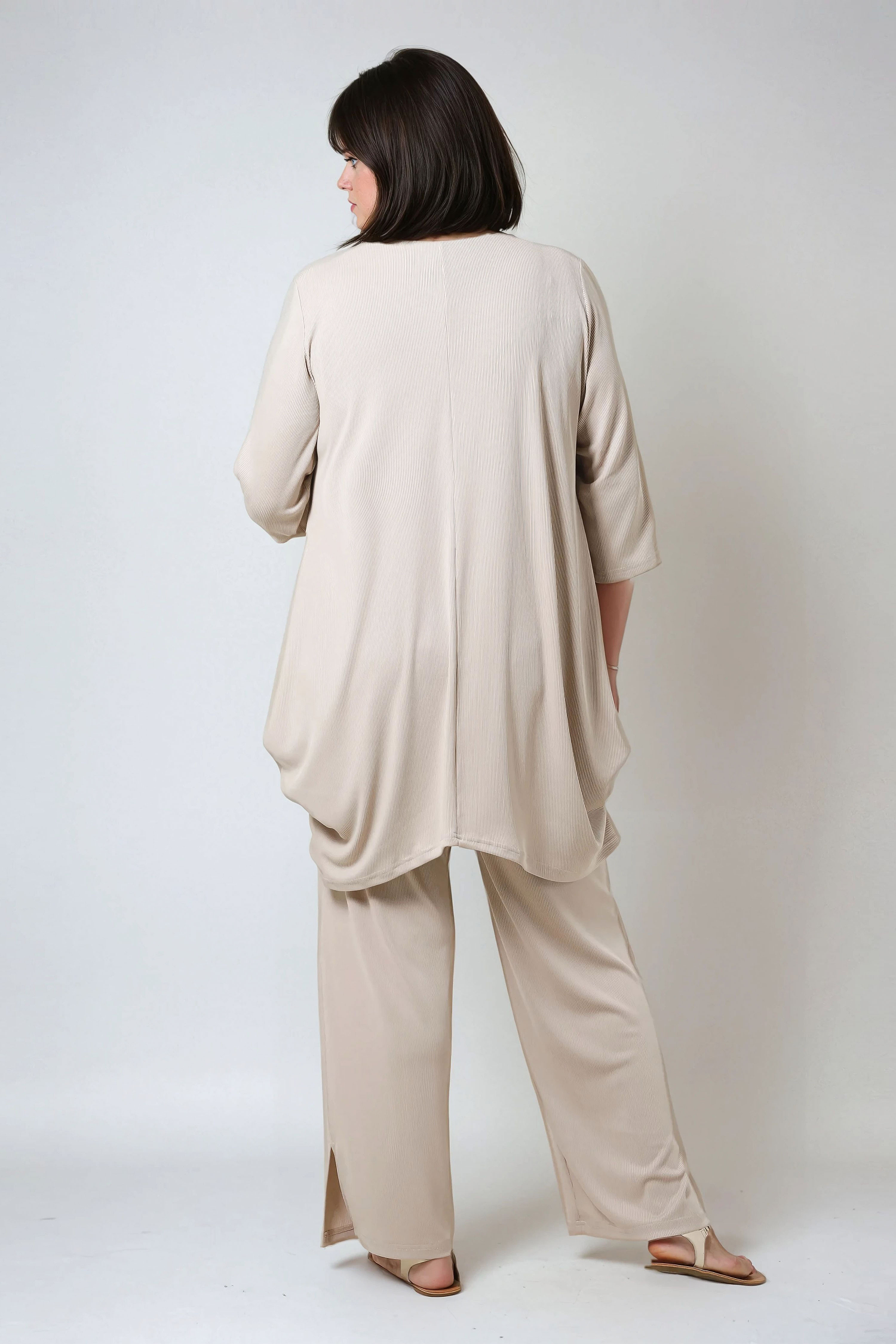 Tunique maille unie encolure V avec croisillons