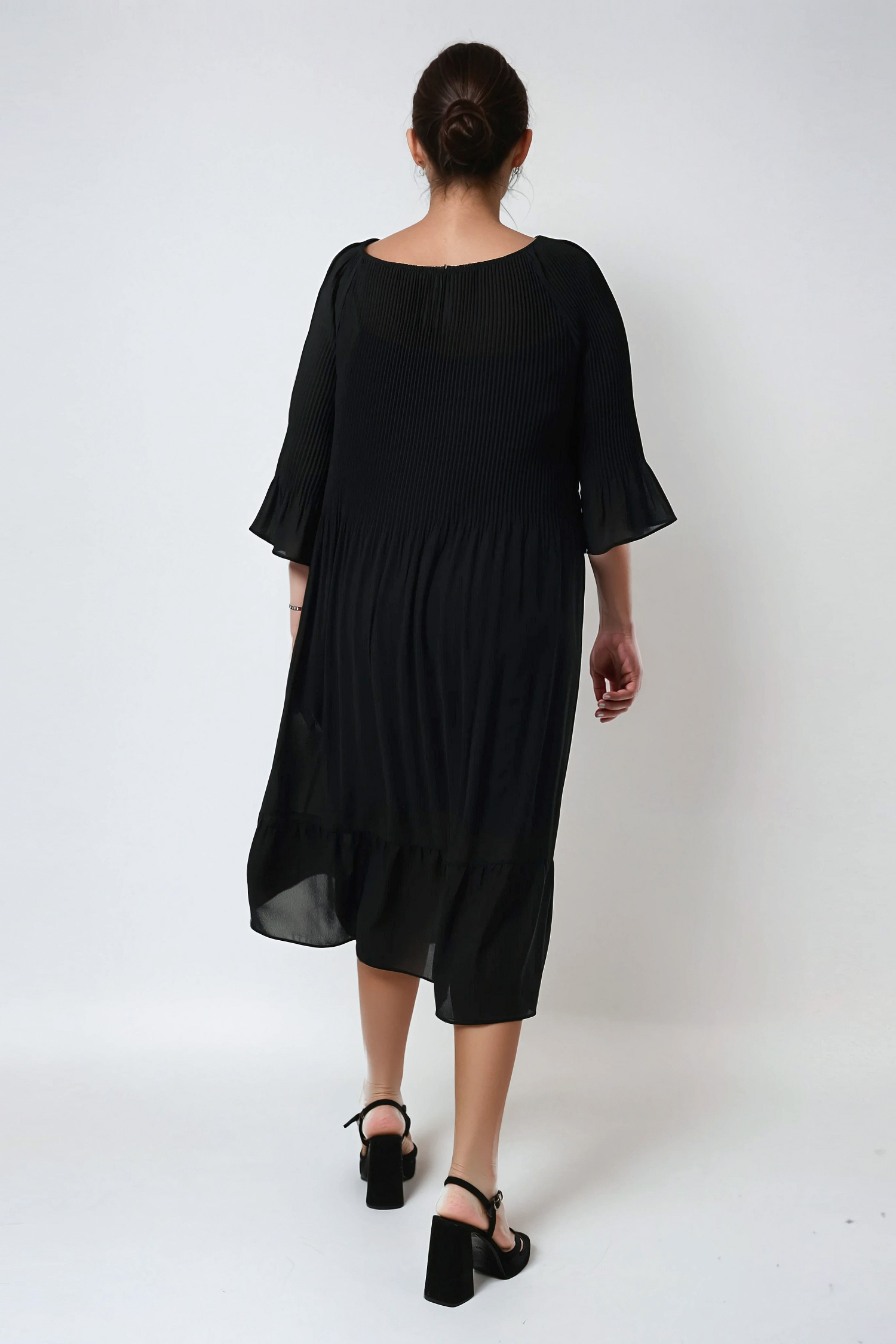 robe plissée en voile uni