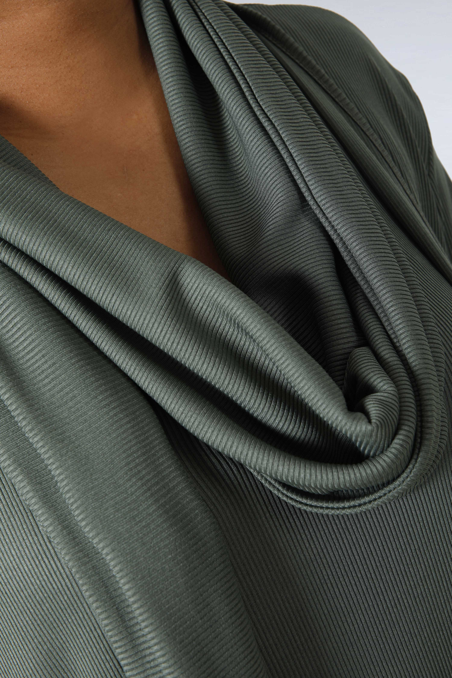 Long gilet en maille cotelé avec écharpe amovible