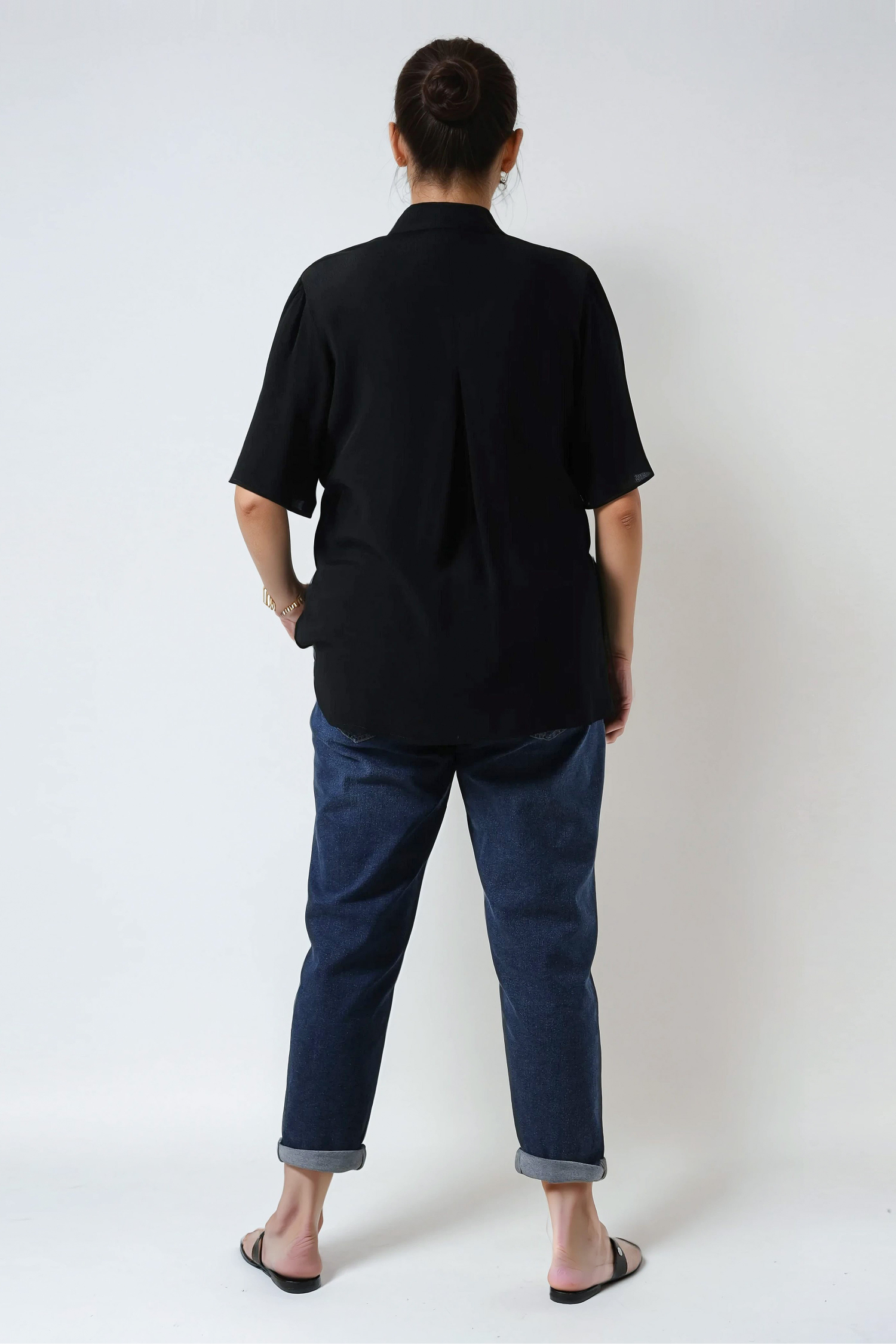 Plain shirt in ultra-fluid viscose crepe 