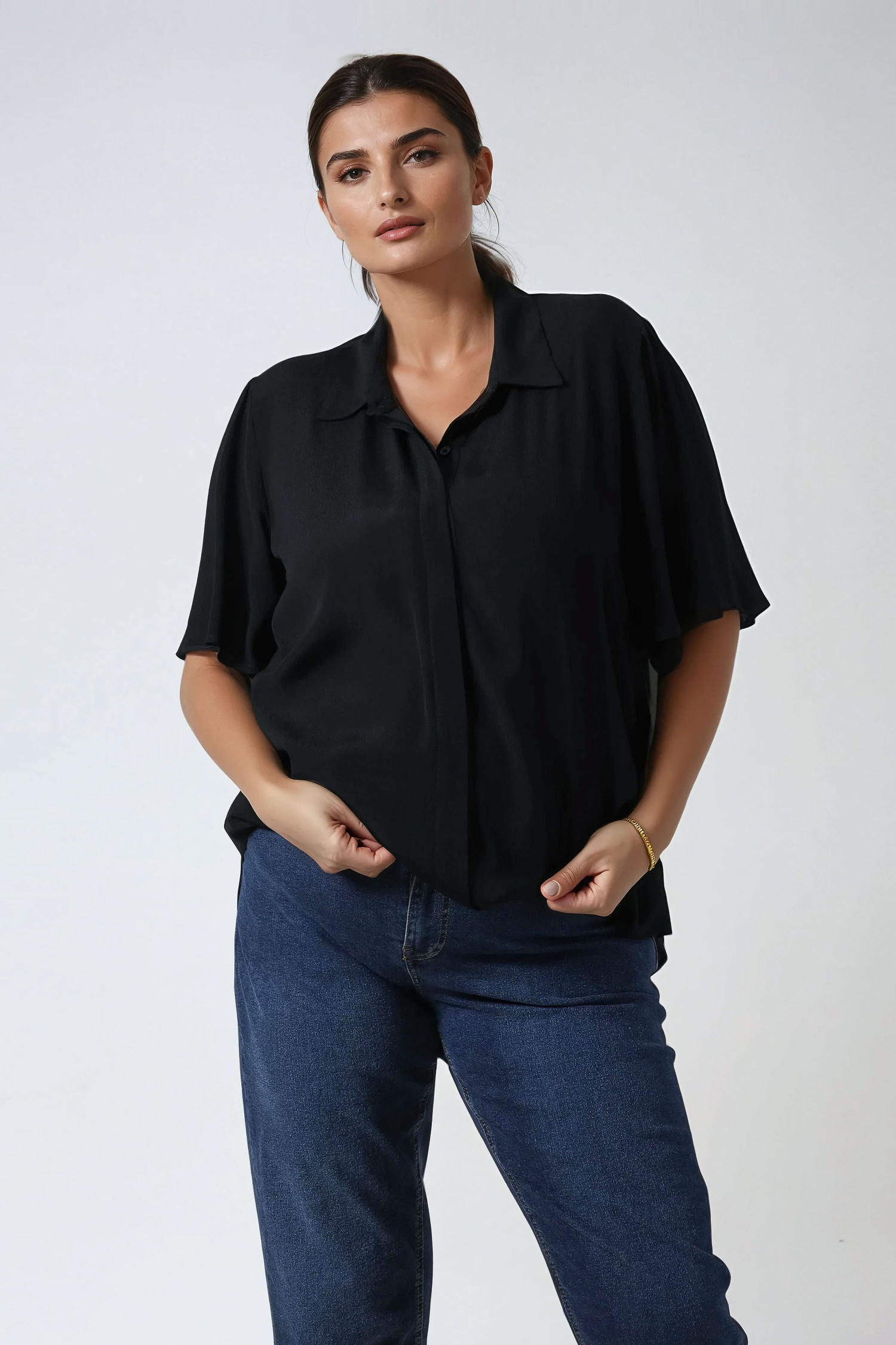 Plain shirt in ultra-fluid viscose crepe 