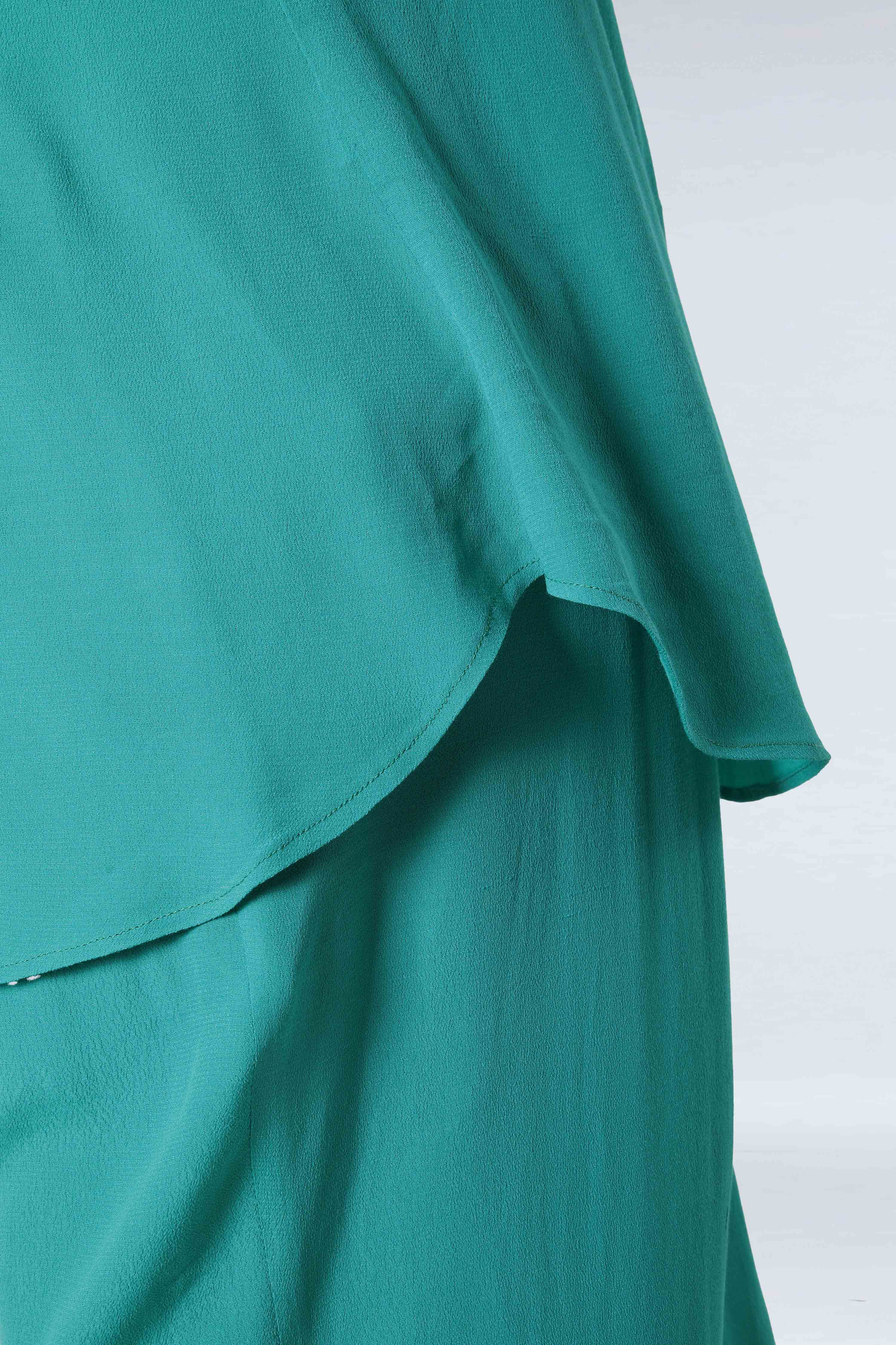 Plain shirt in ultra-fluid viscose crepe 