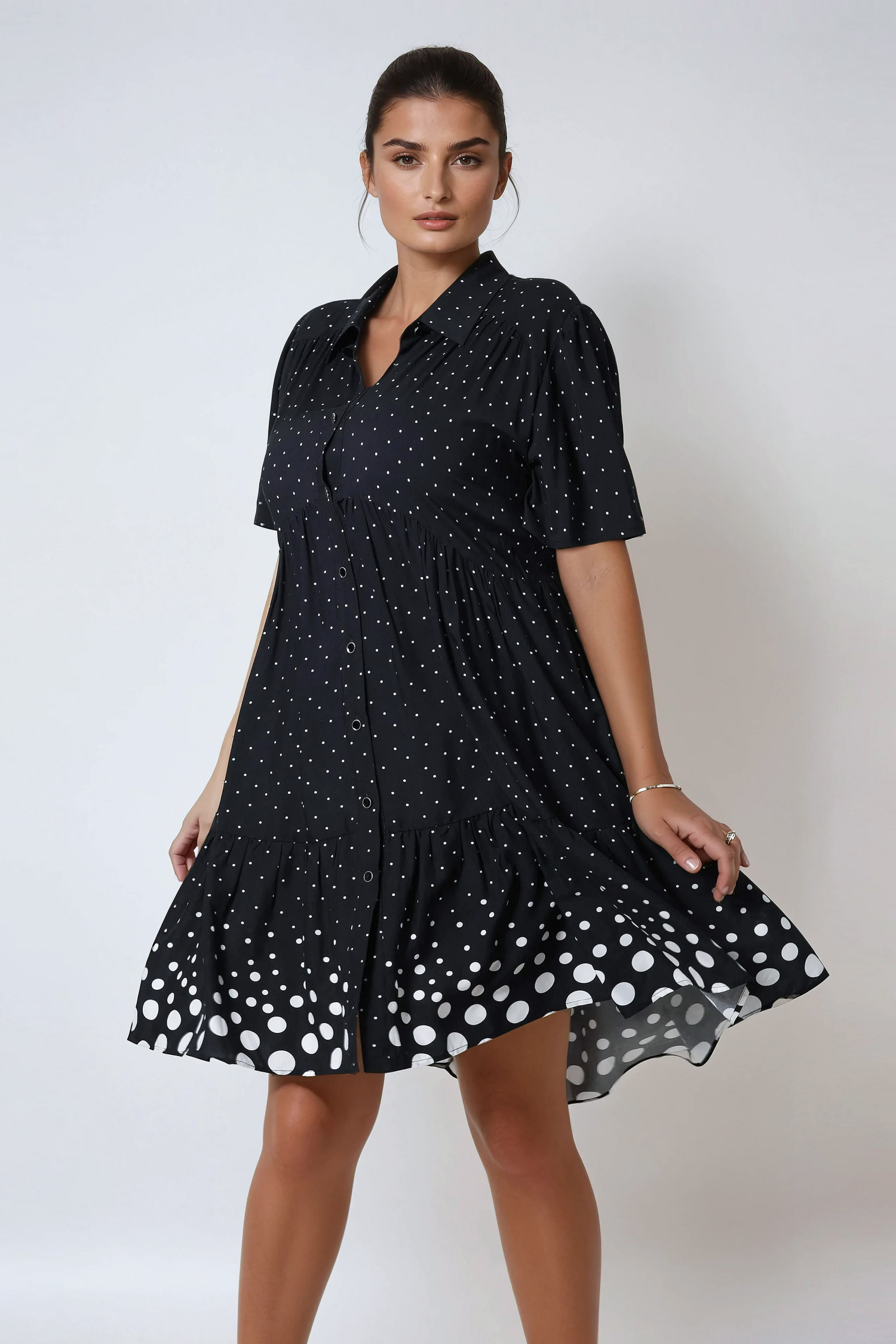 Shirt collar dress with graphic print and ultra-fluid viscose base