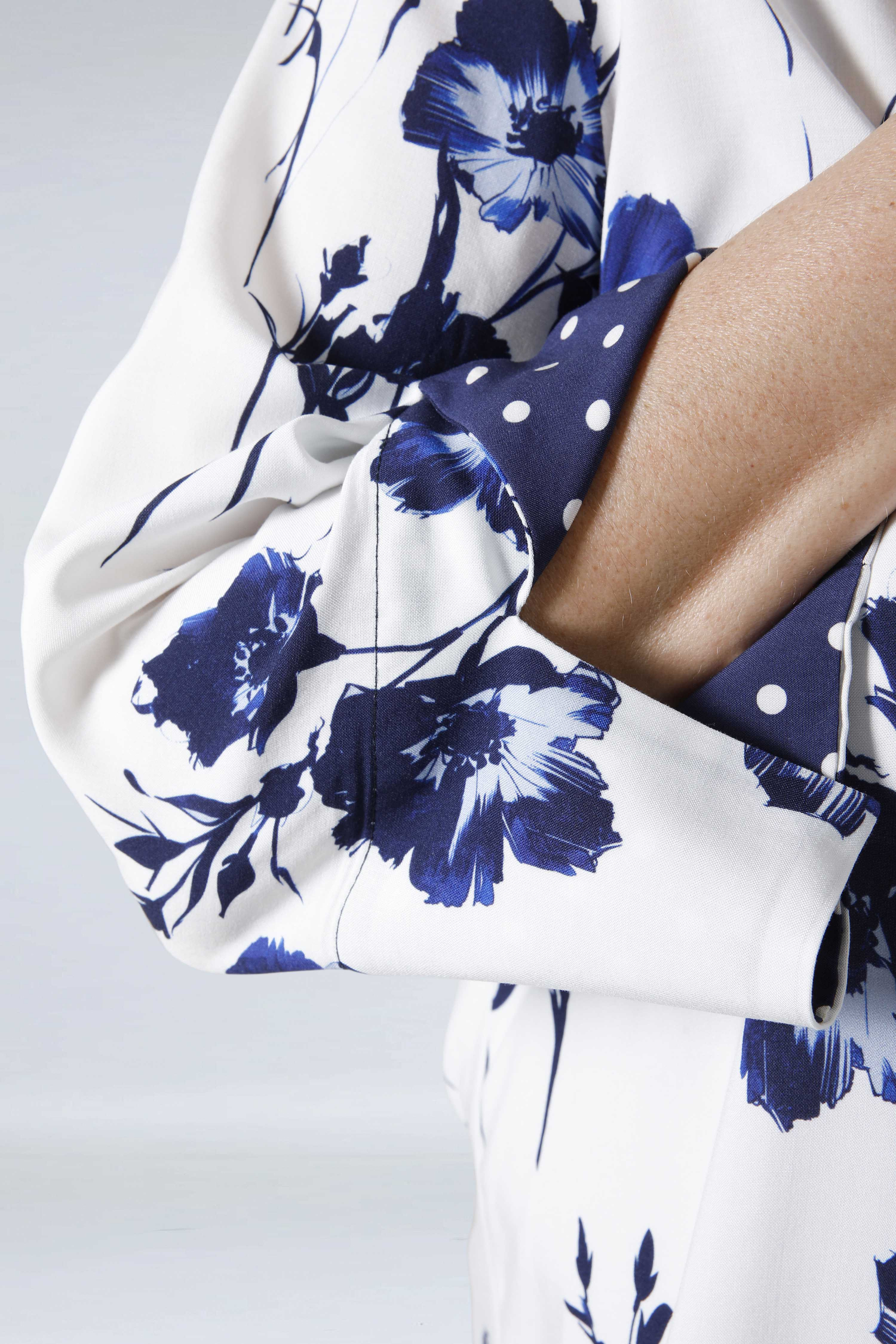 Blouse with mixed flower and polka dot print 