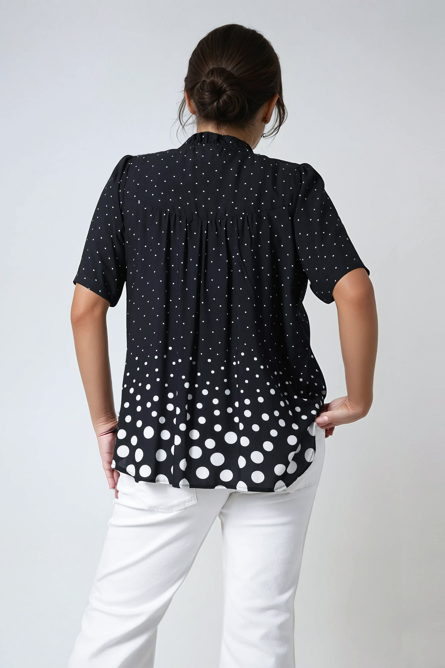 Blouse in lightweight viscose print and base