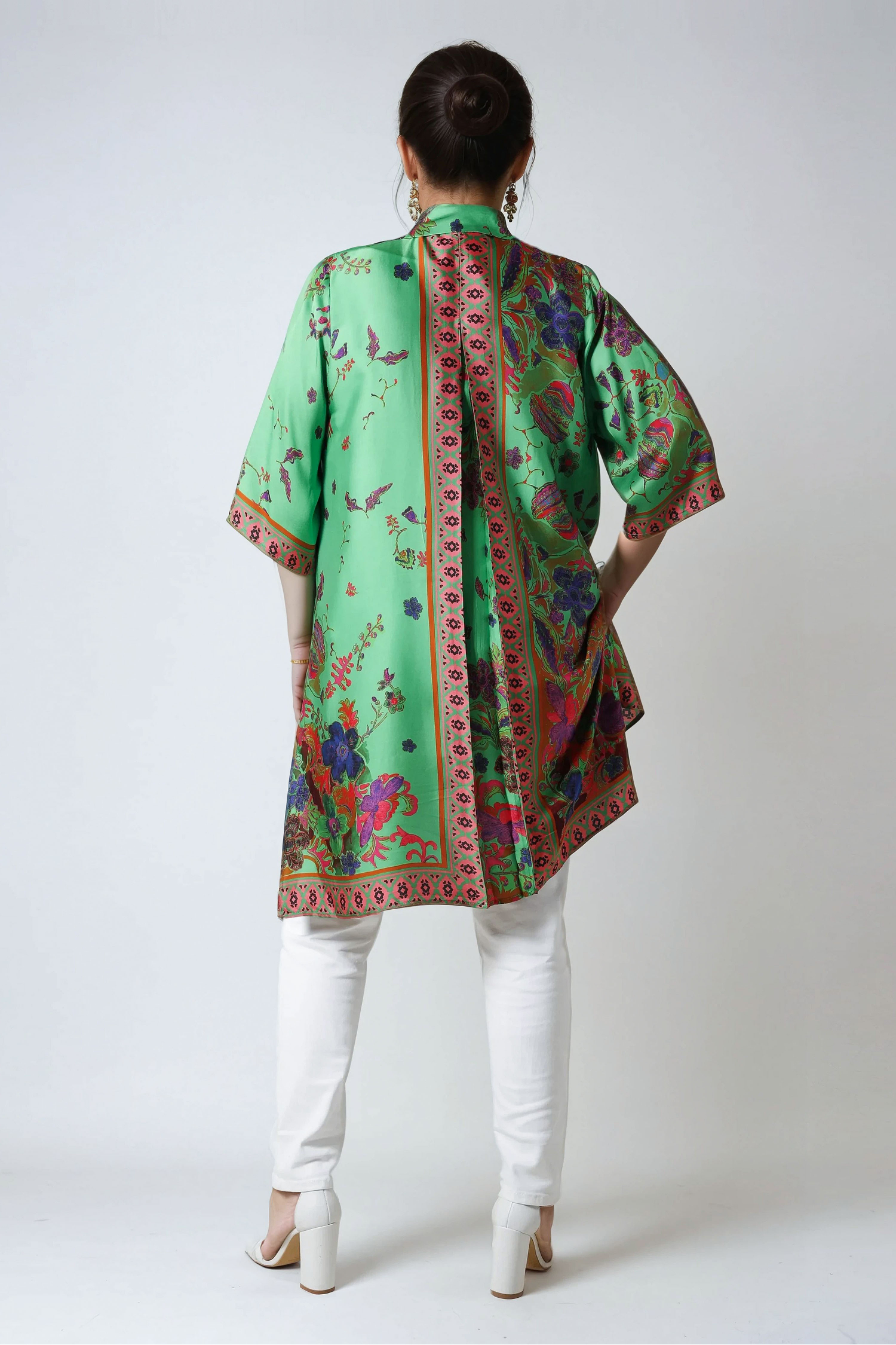 Ultra-fluid viscose graphic pattern printed tunic