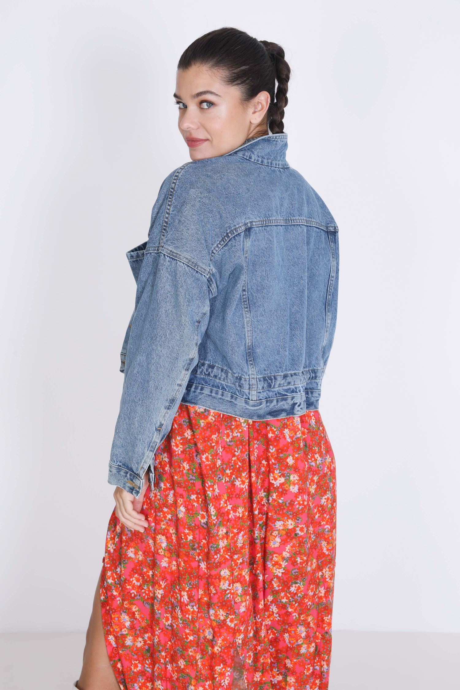 Short denim jacket