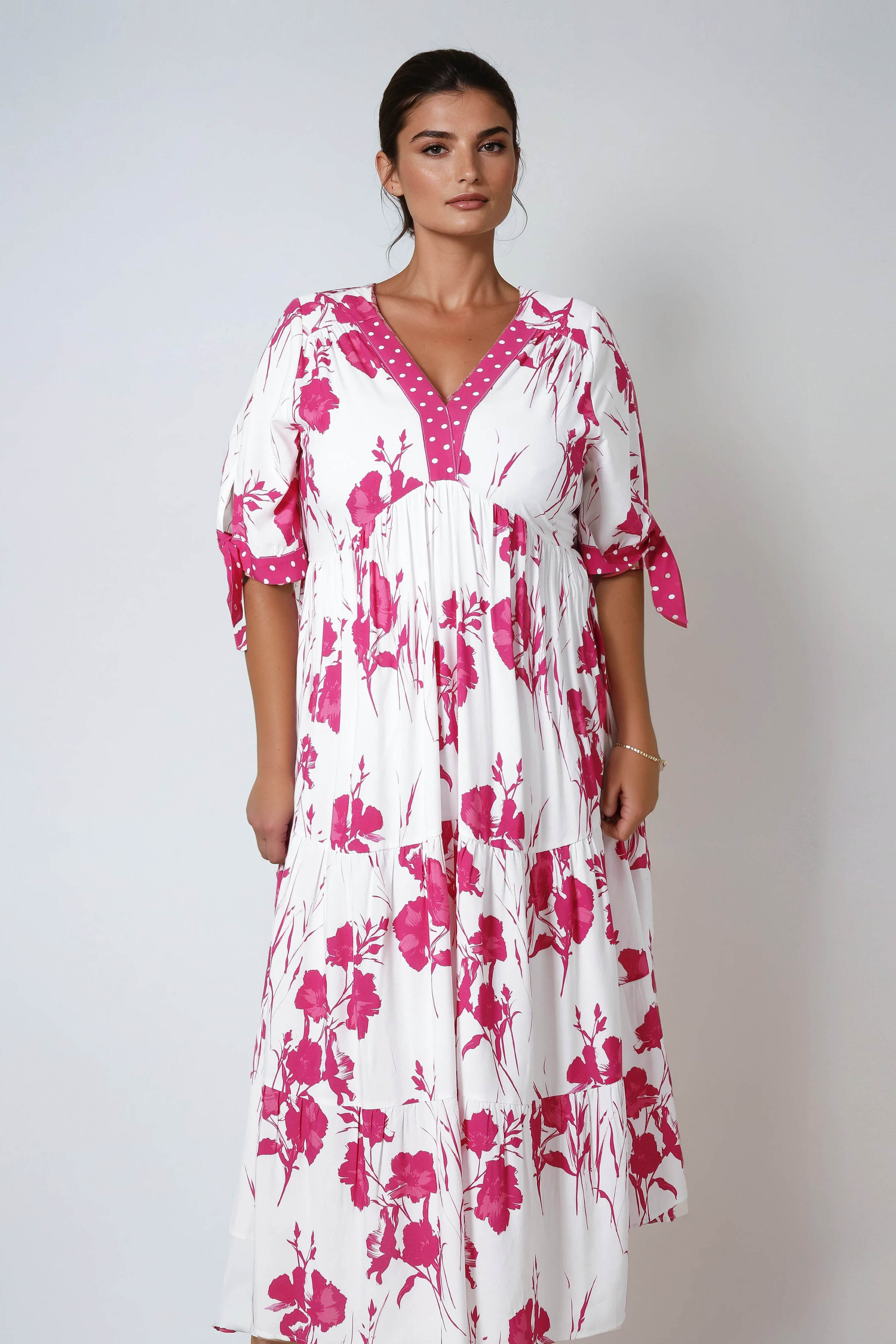 Long bohemian style dress with two flower and polka dot patterns in ultra-fluid viscose 