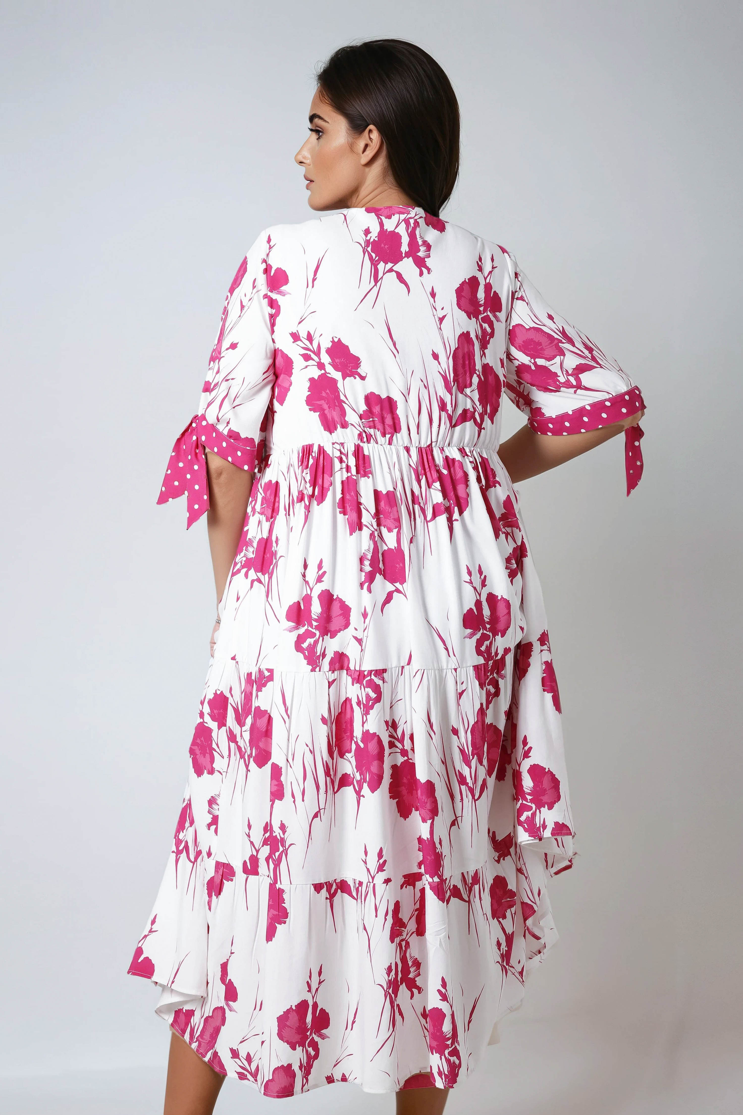 Long bohemian style dress with two flower and polka dot patterns in ultra-fluid viscose 