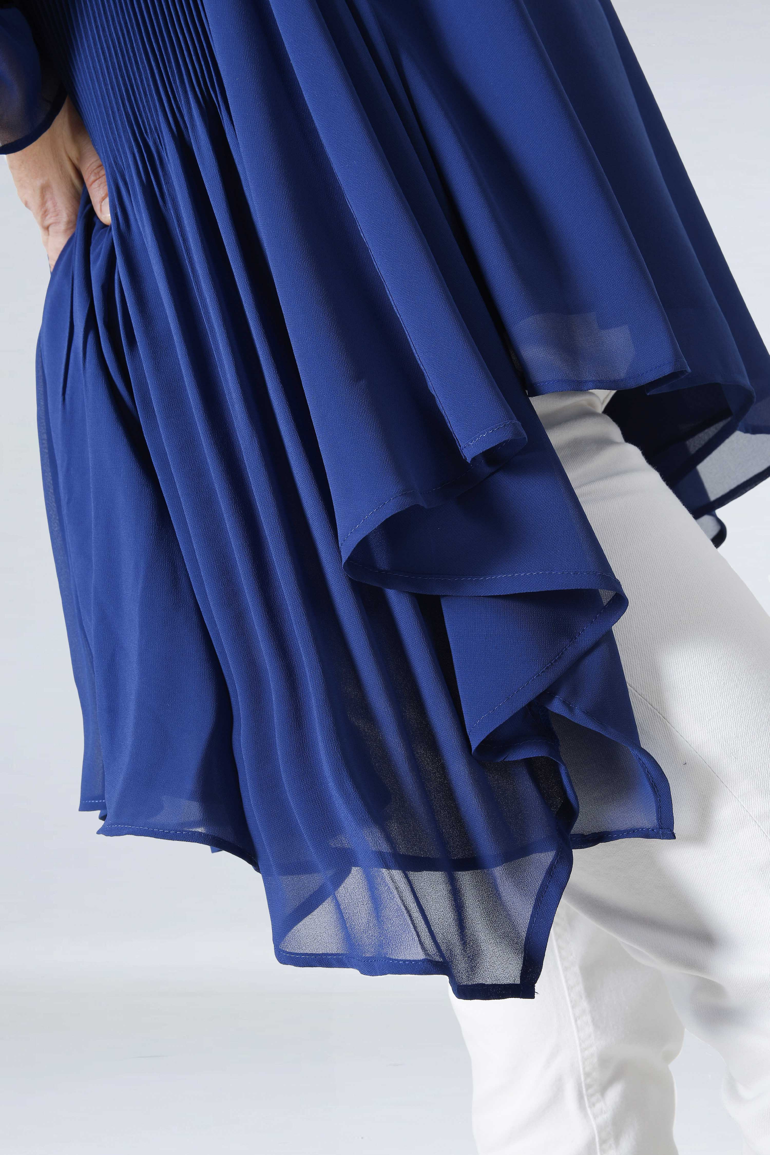 Pleated flowing jacket 