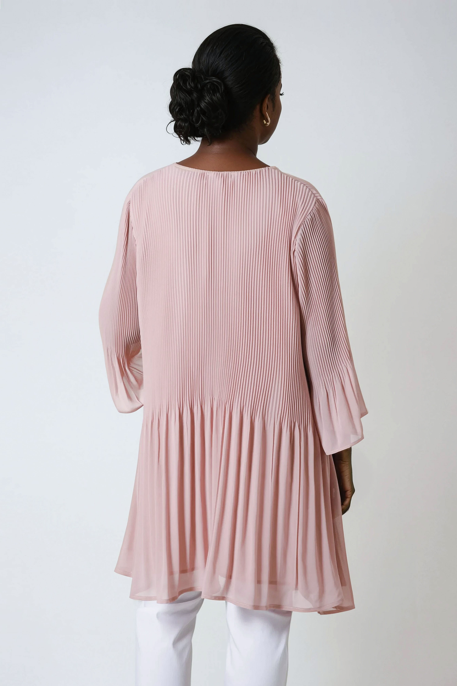 Pleated flowing jacket 