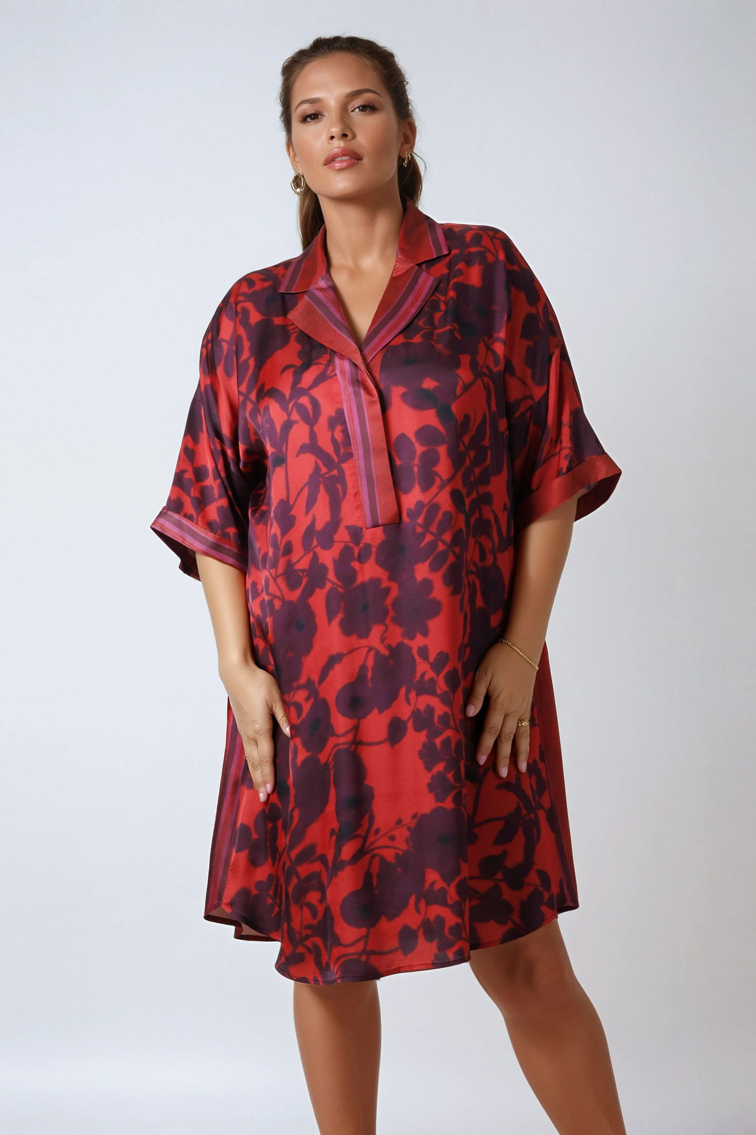Satin dress with stripes and flowers