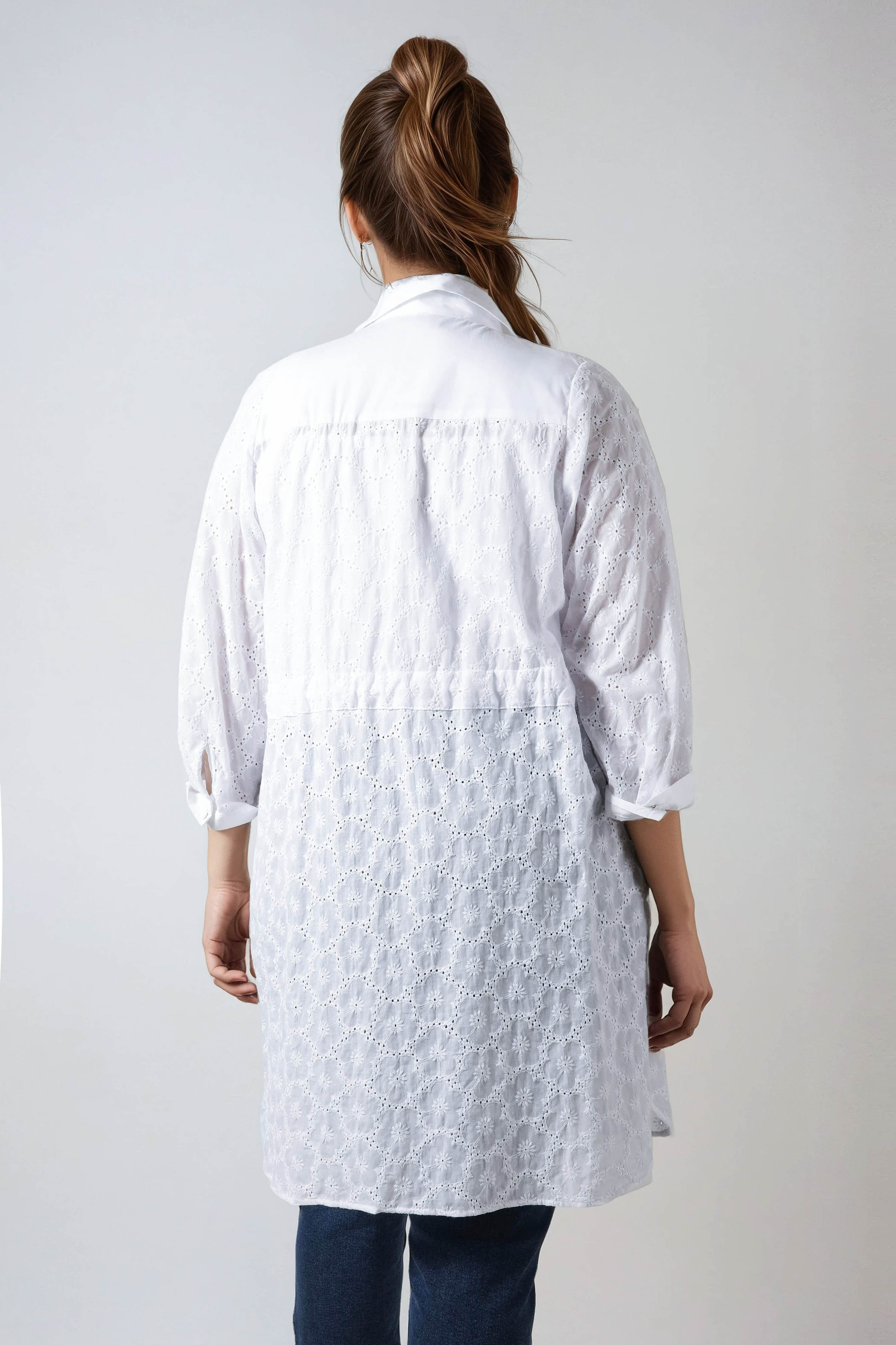 Chemise longue en broderie anglaise  et popeline