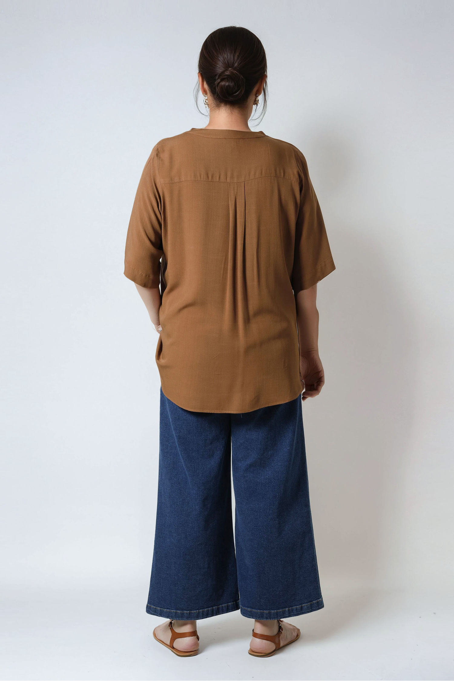 Plain linen blouse