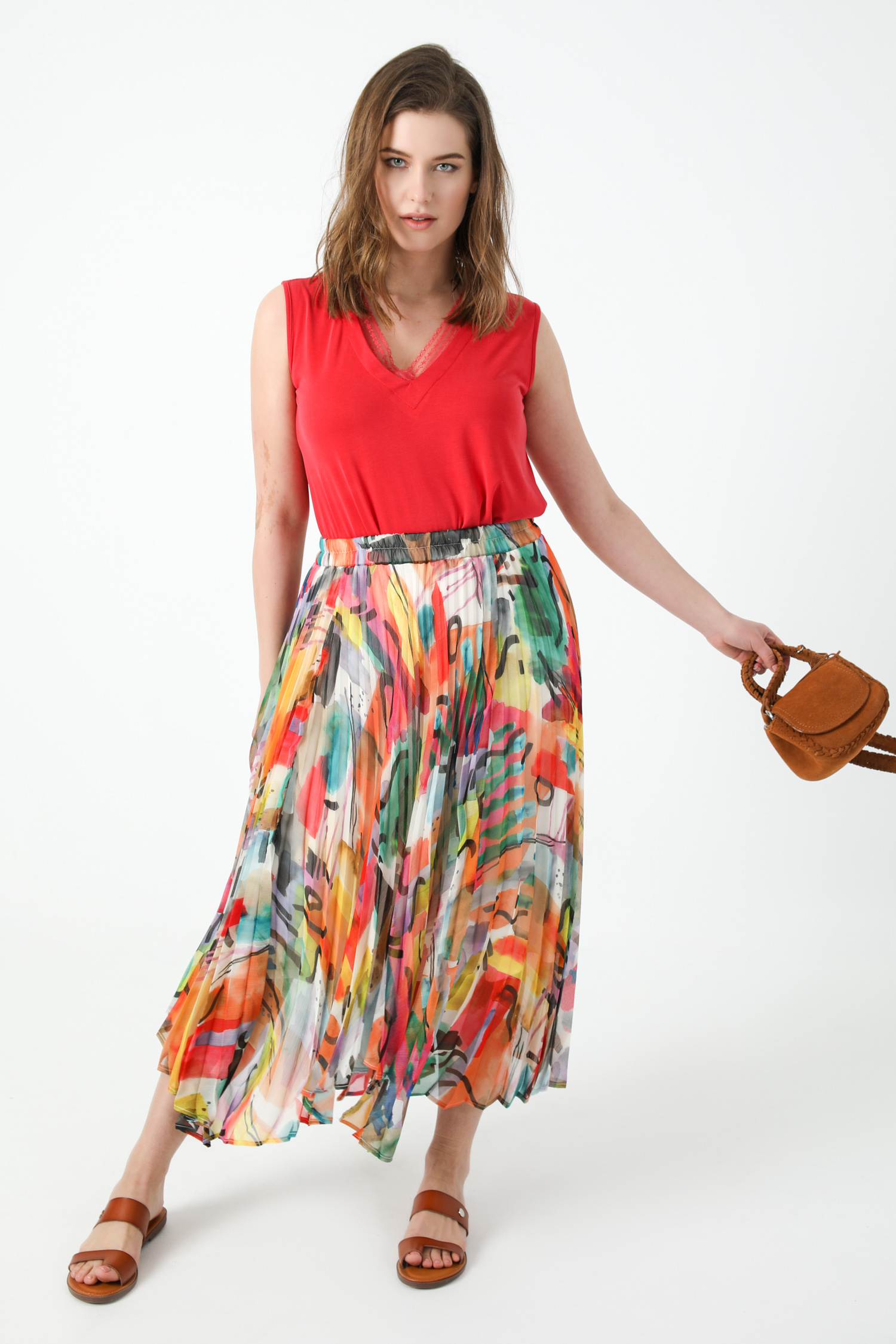 Modal tank top with lace trim