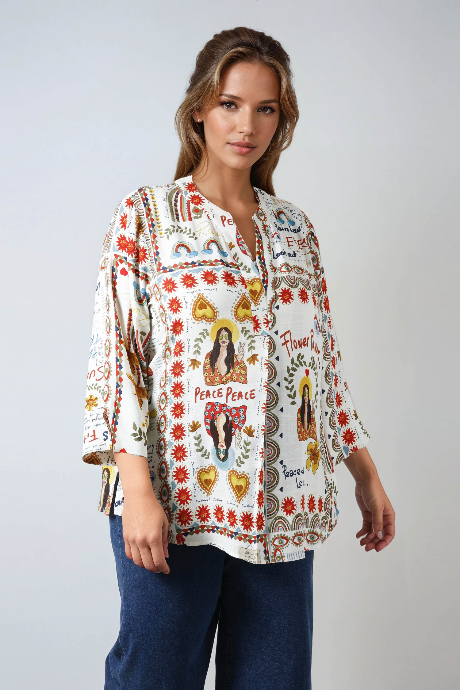 Blouse in printed viscose with flame print