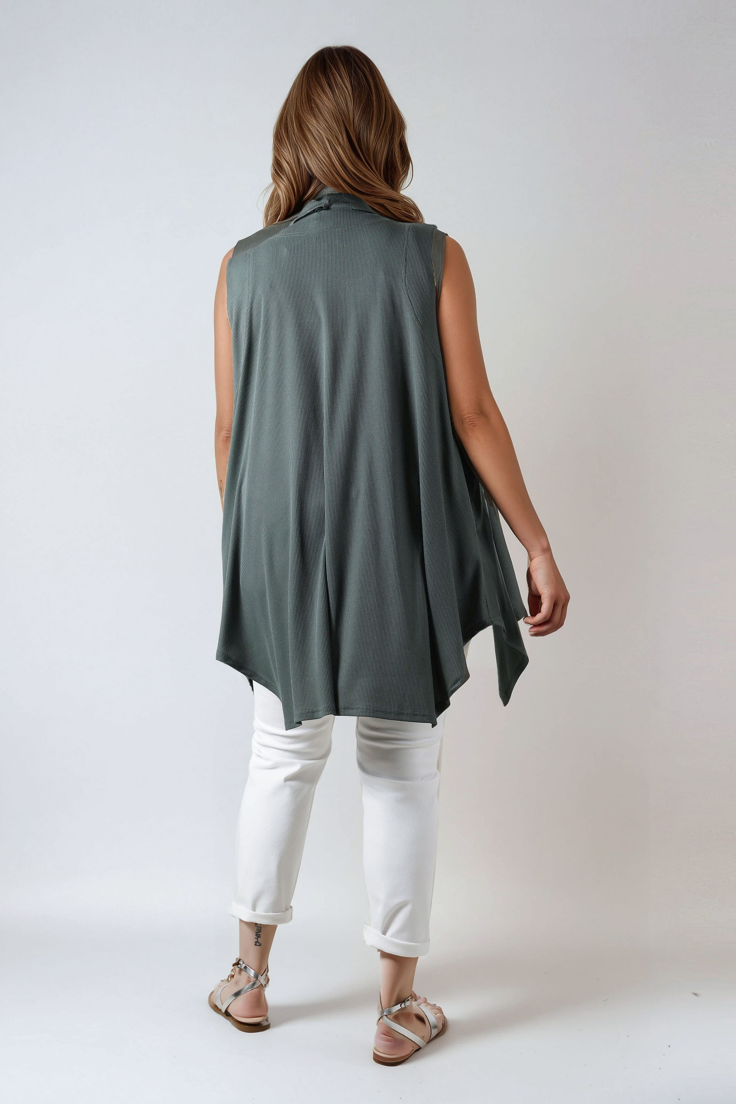 Cascading front ribbed knit vest
