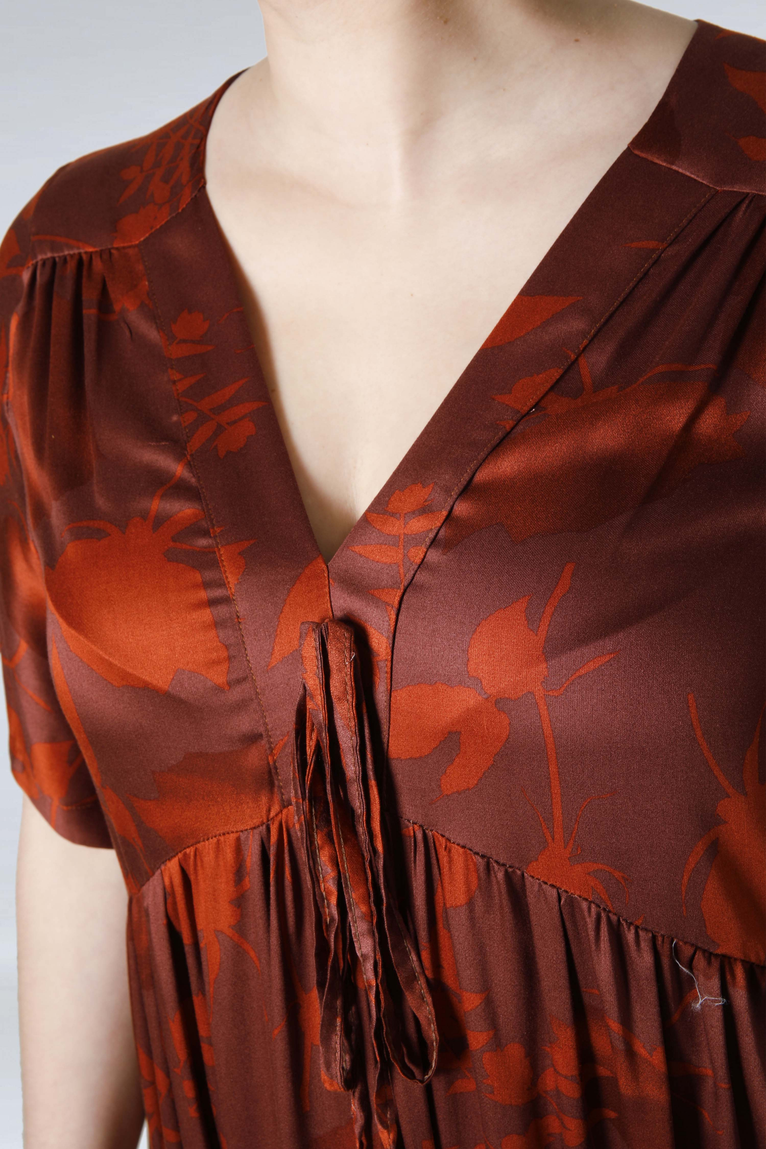 Long dress in printed fibranne