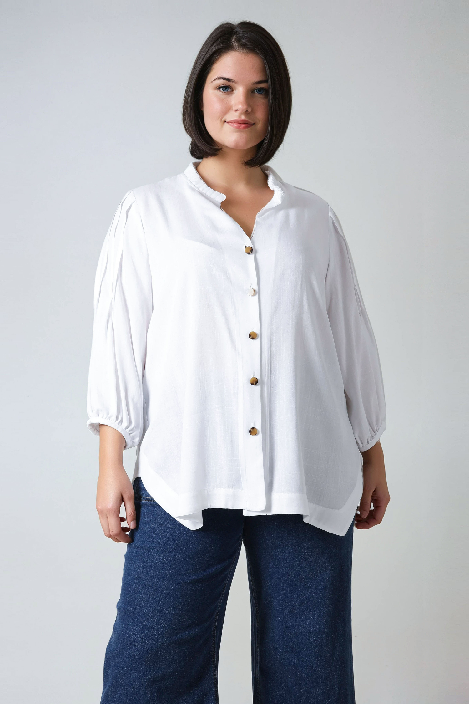 Viscose linen shirt with flat pleats on the sleeves