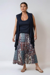 Paisley pattern panel skirt.