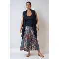 Paisley pattern panel skirt.