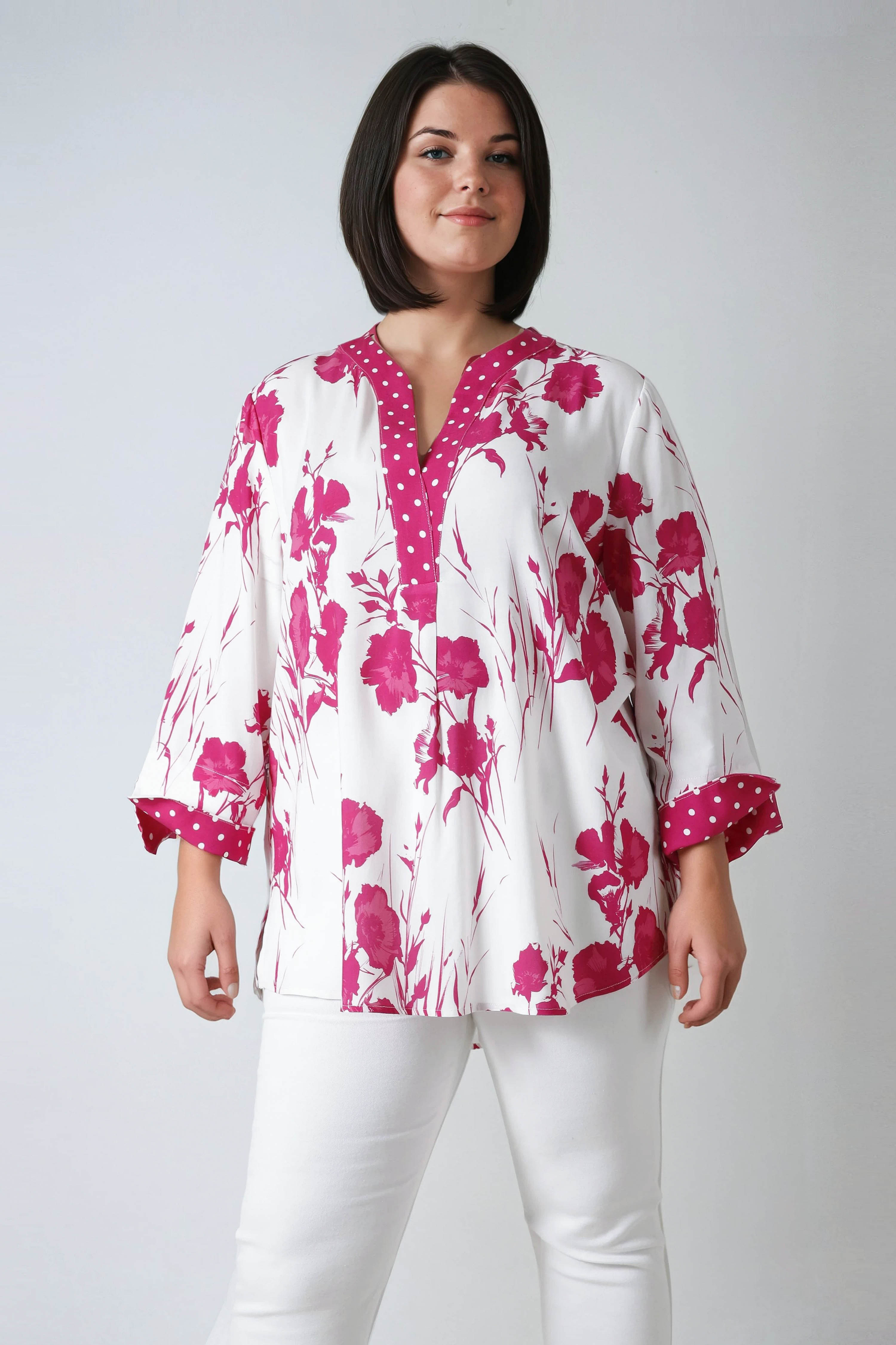 Printed blouse with fluid viscose base 