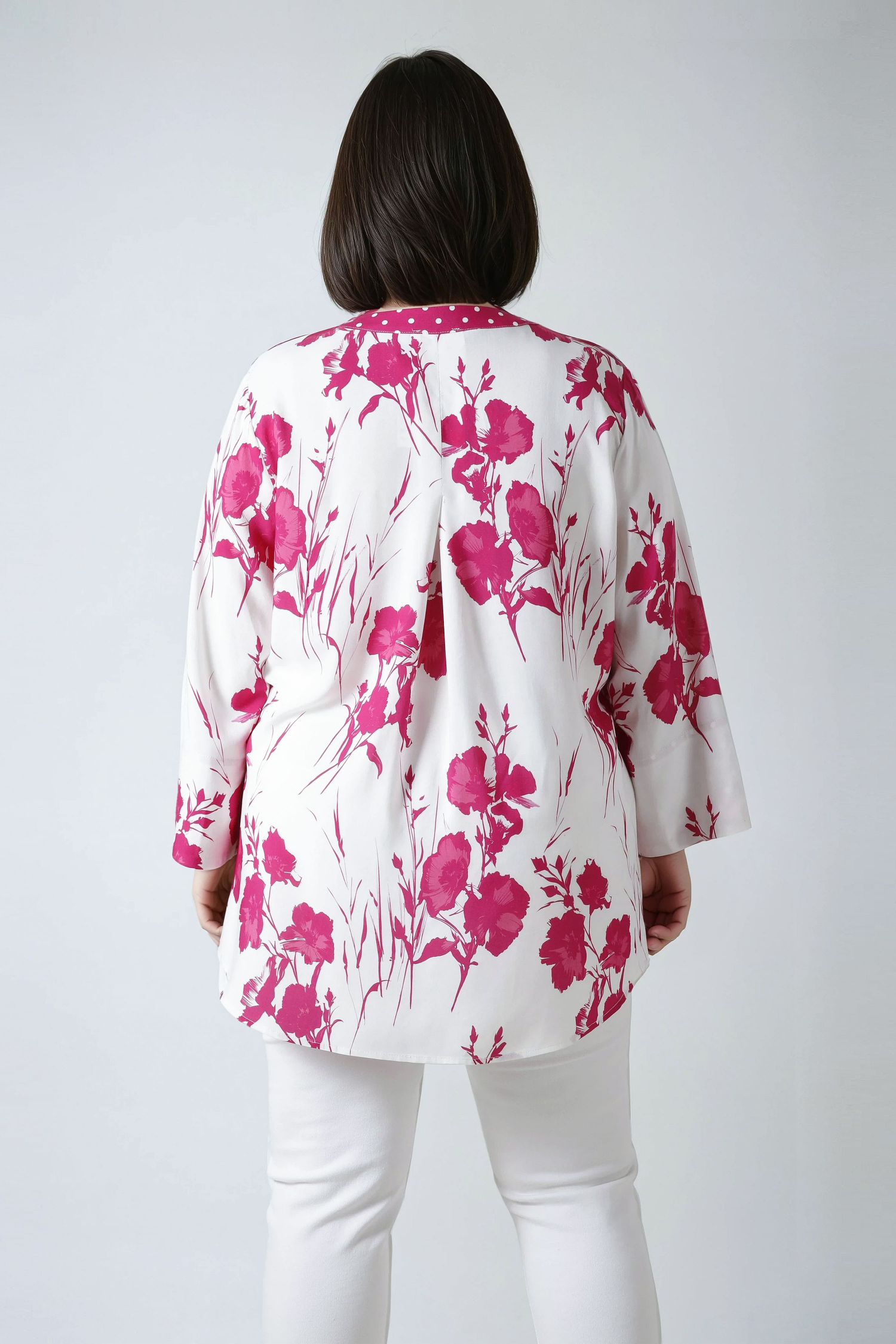 Printed blouse with fluid viscose base 