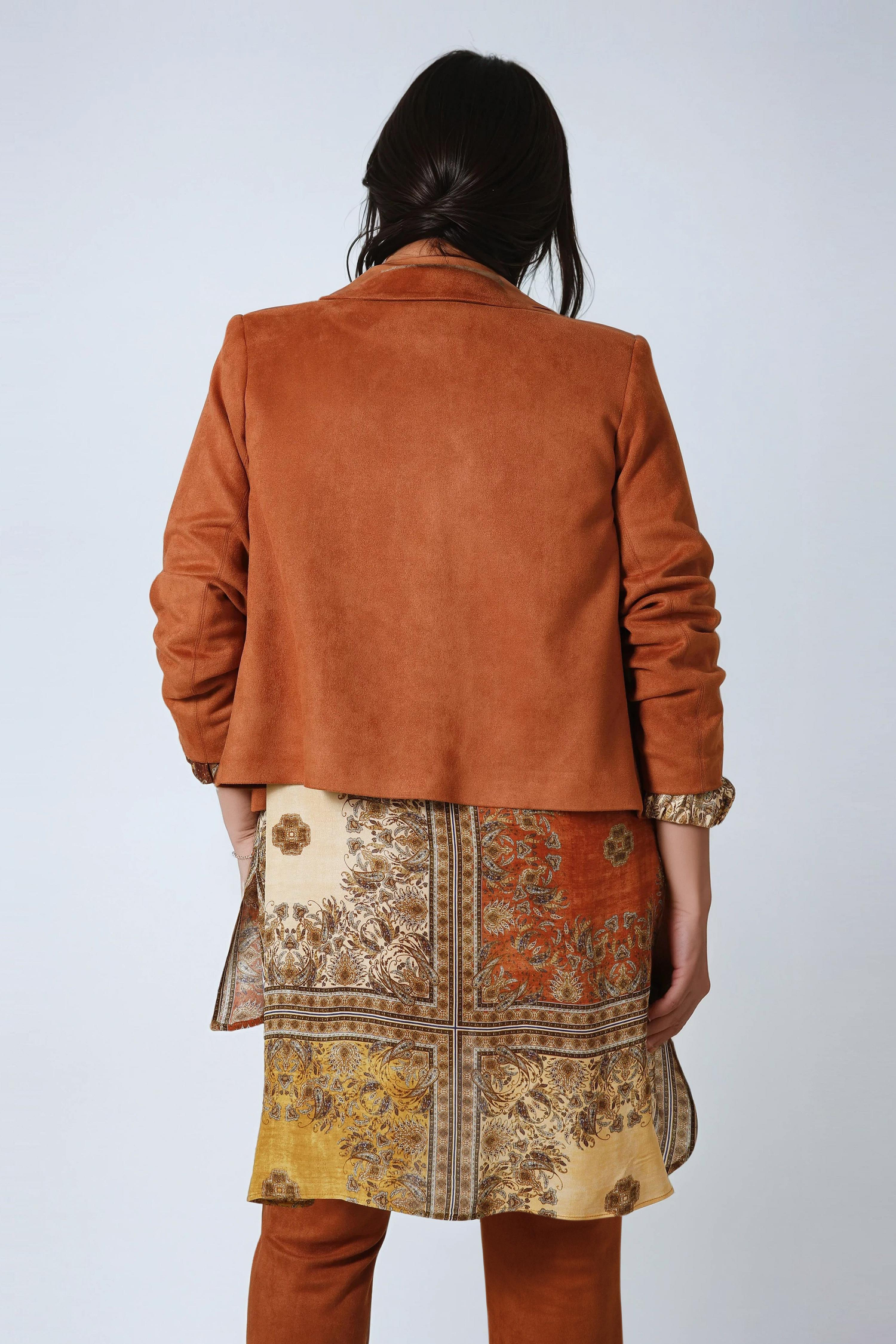 Short suede-effect jacket with Peter Pan collar