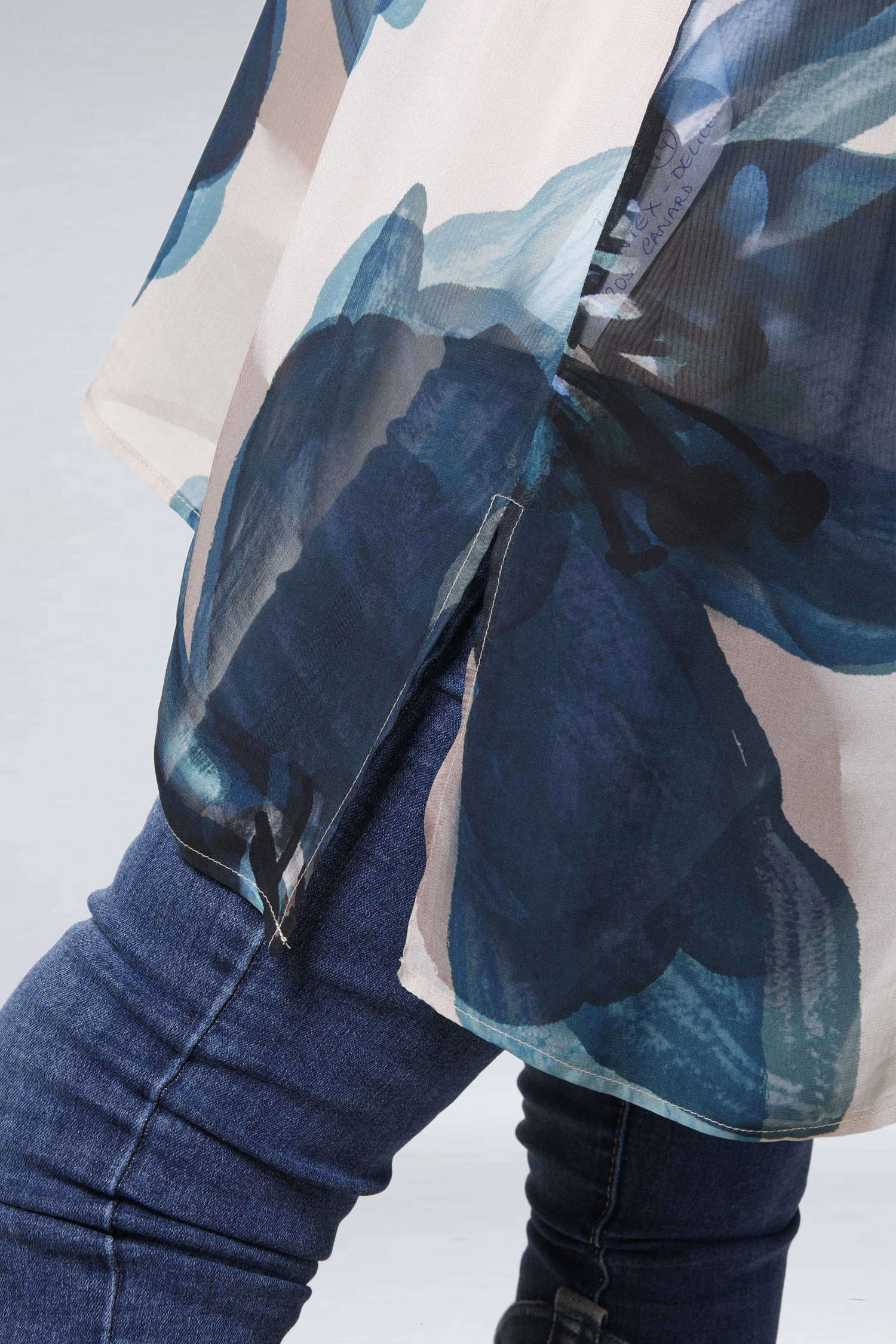 Floaty tunic in voile with large flower pattern
