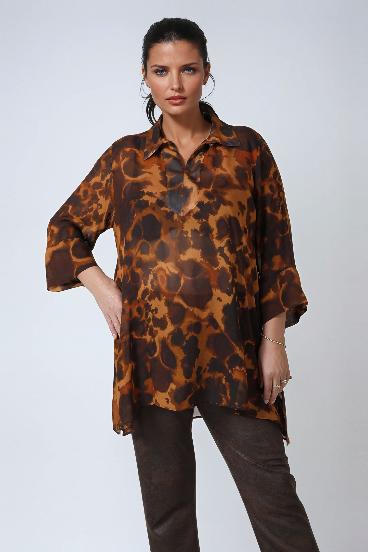 Vaporous tunic in printed voile