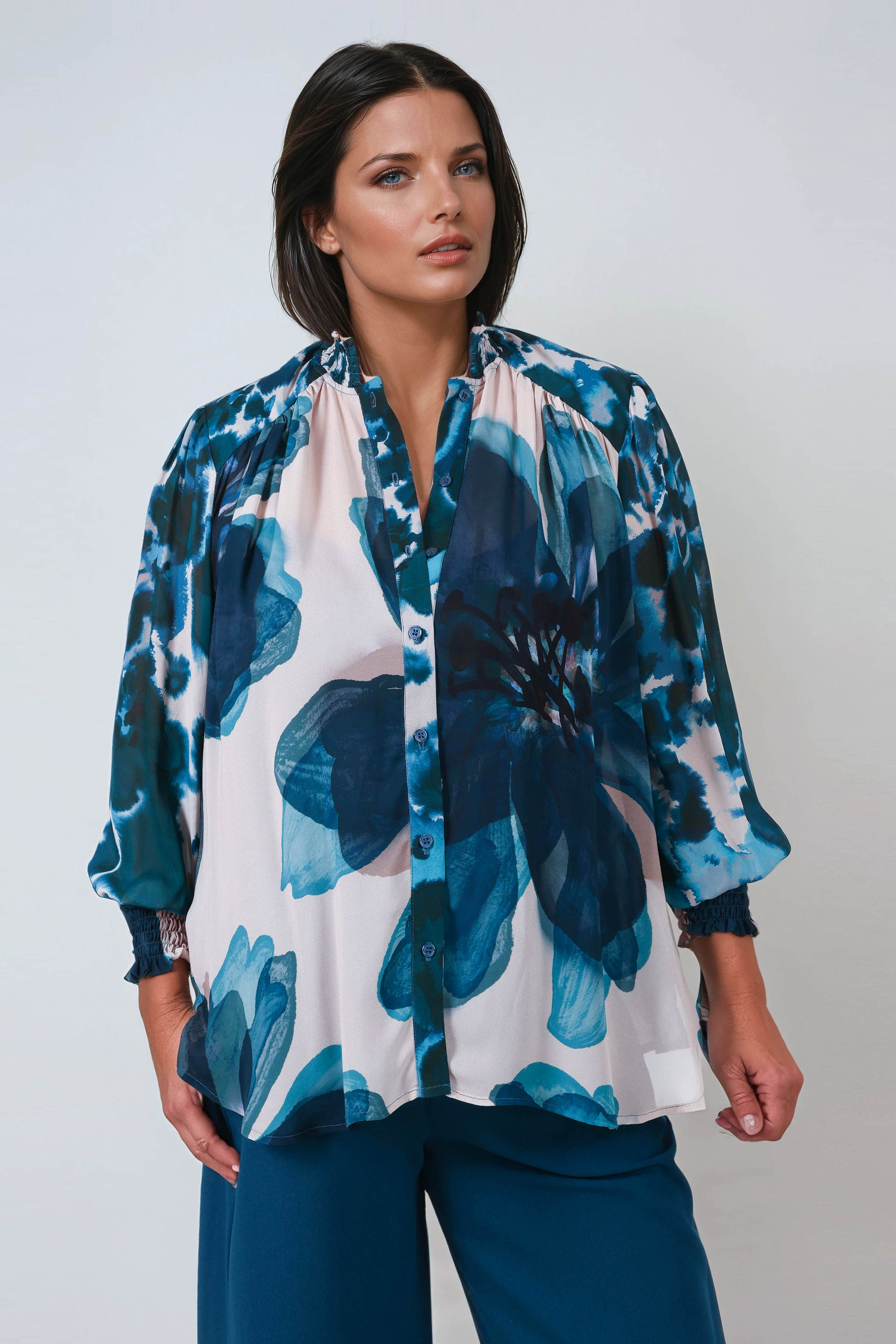 Fusion duck blouse in viscose voile with coordinated floral prints
