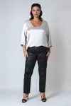 Shaping trousers in snakeskin effect bengaline