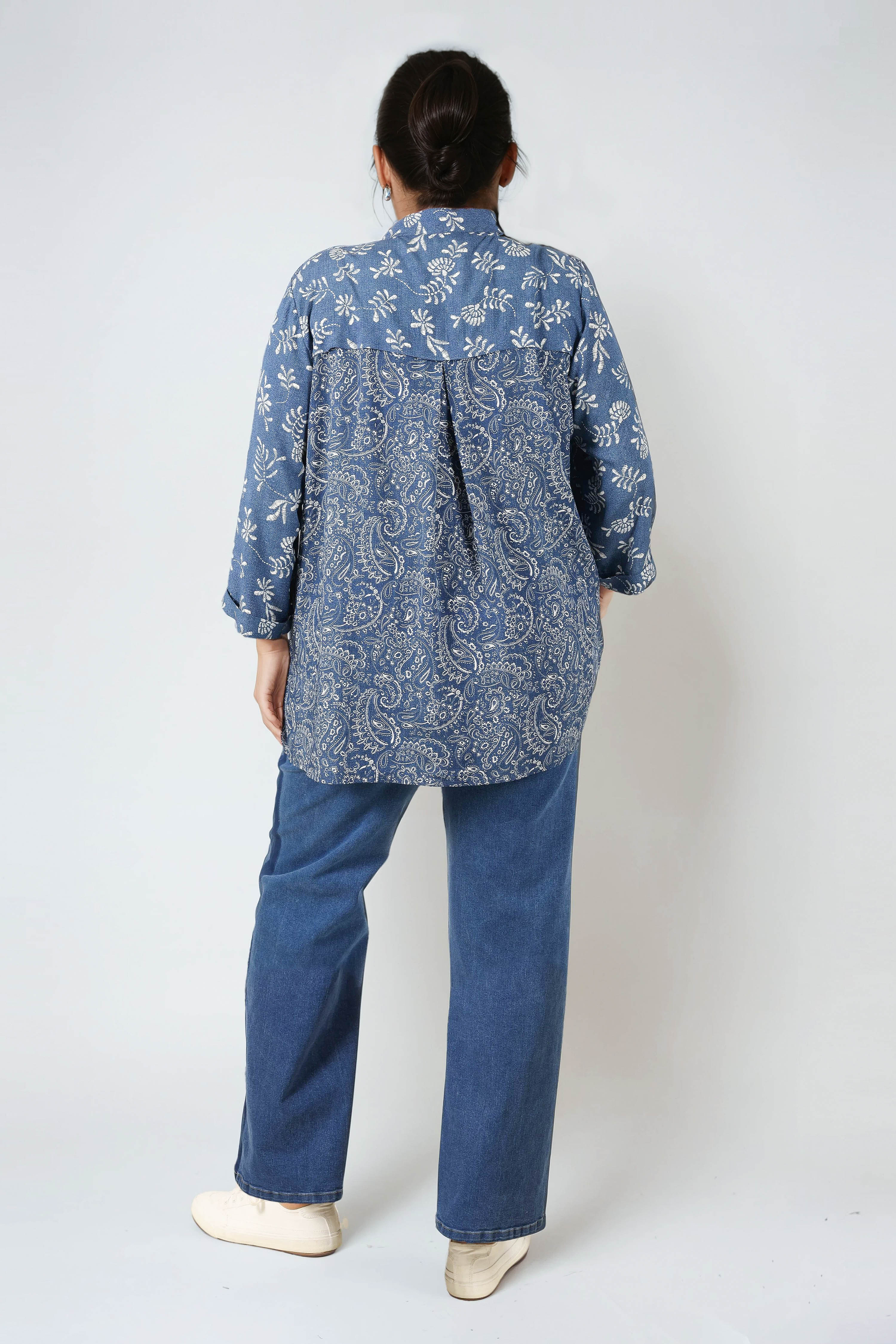 Blouse en viscose imprimée graphique et structurée 