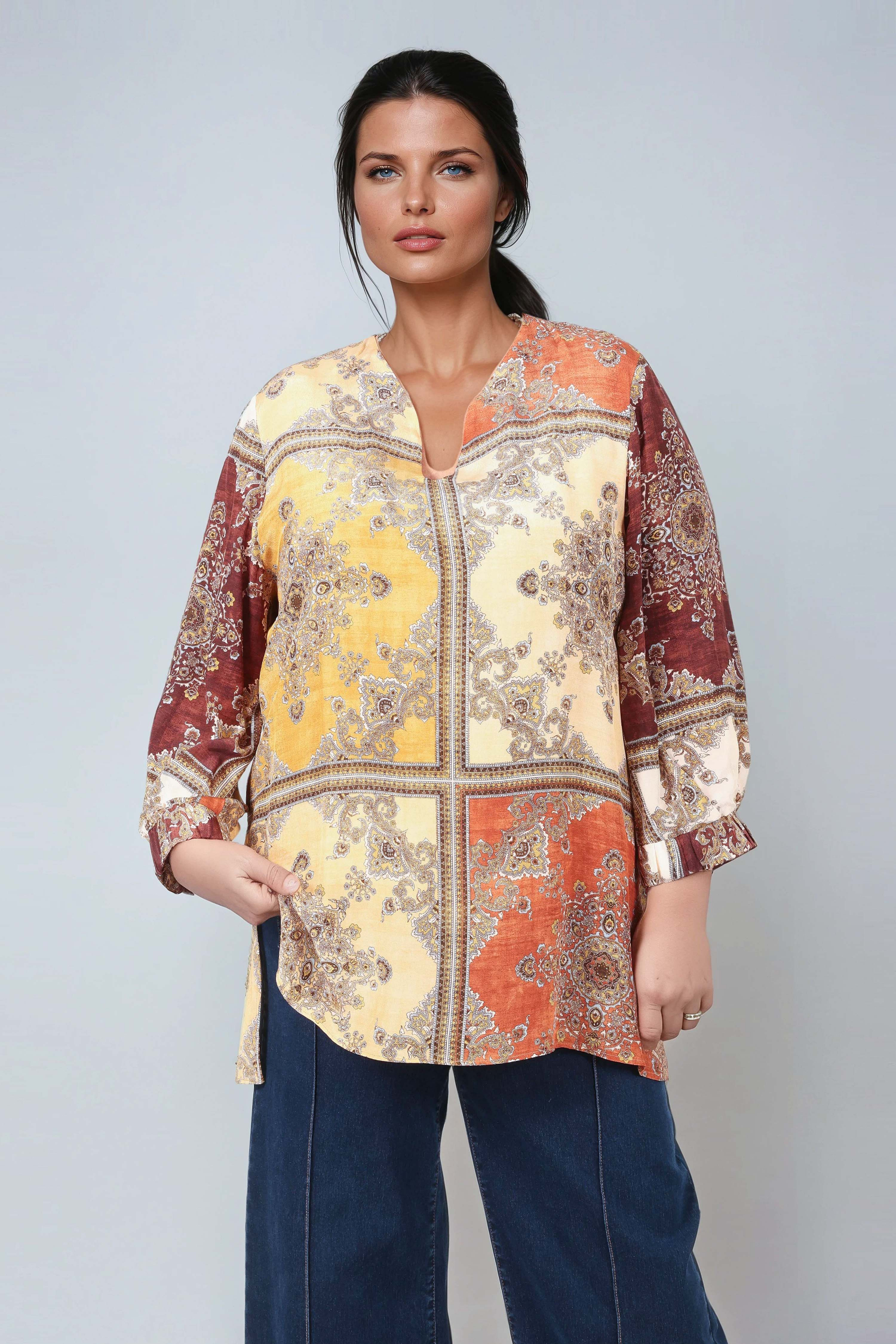 Ultra-fluid viscose tunic: Elegance and comfort for women in sienna sun color.