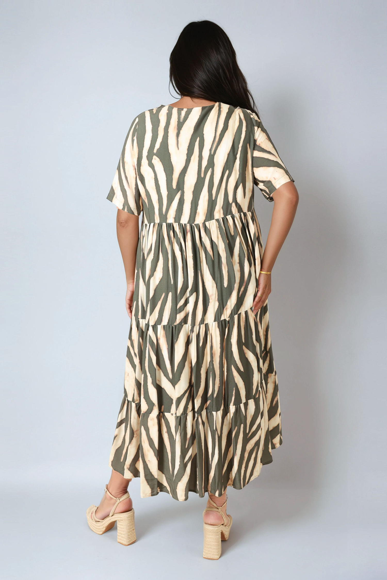 Long printed dress with a base