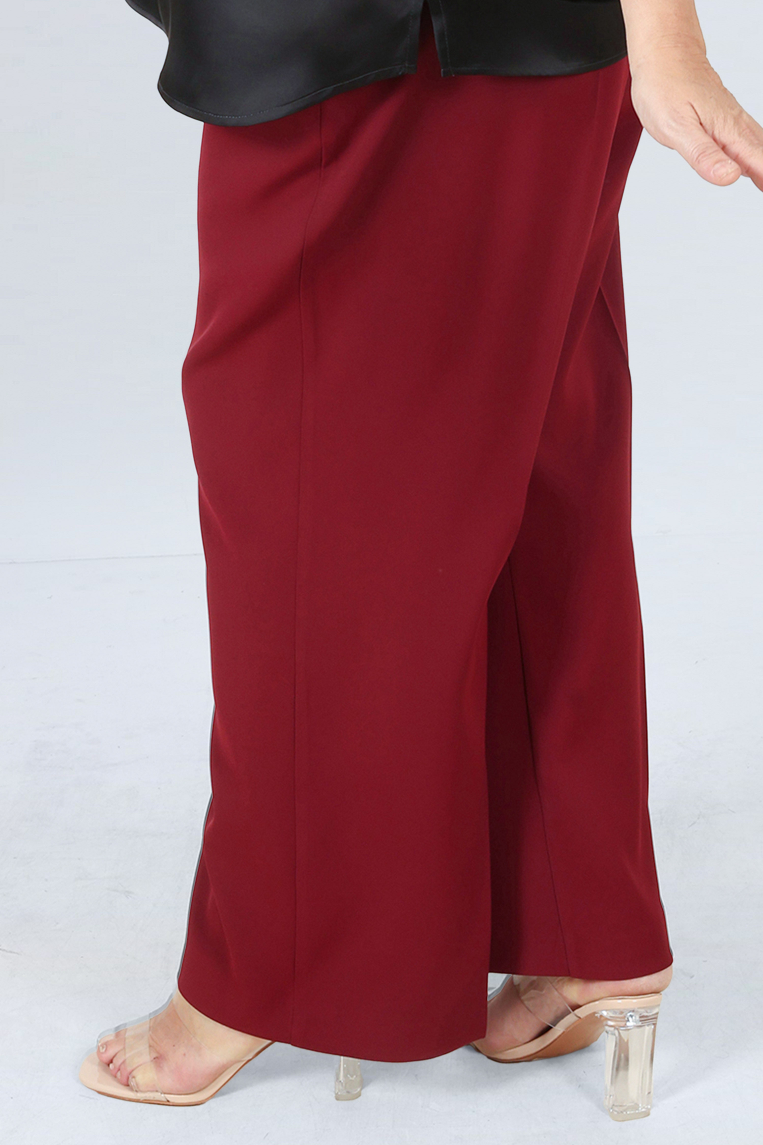 Plain tailored trousers with elasticated waist