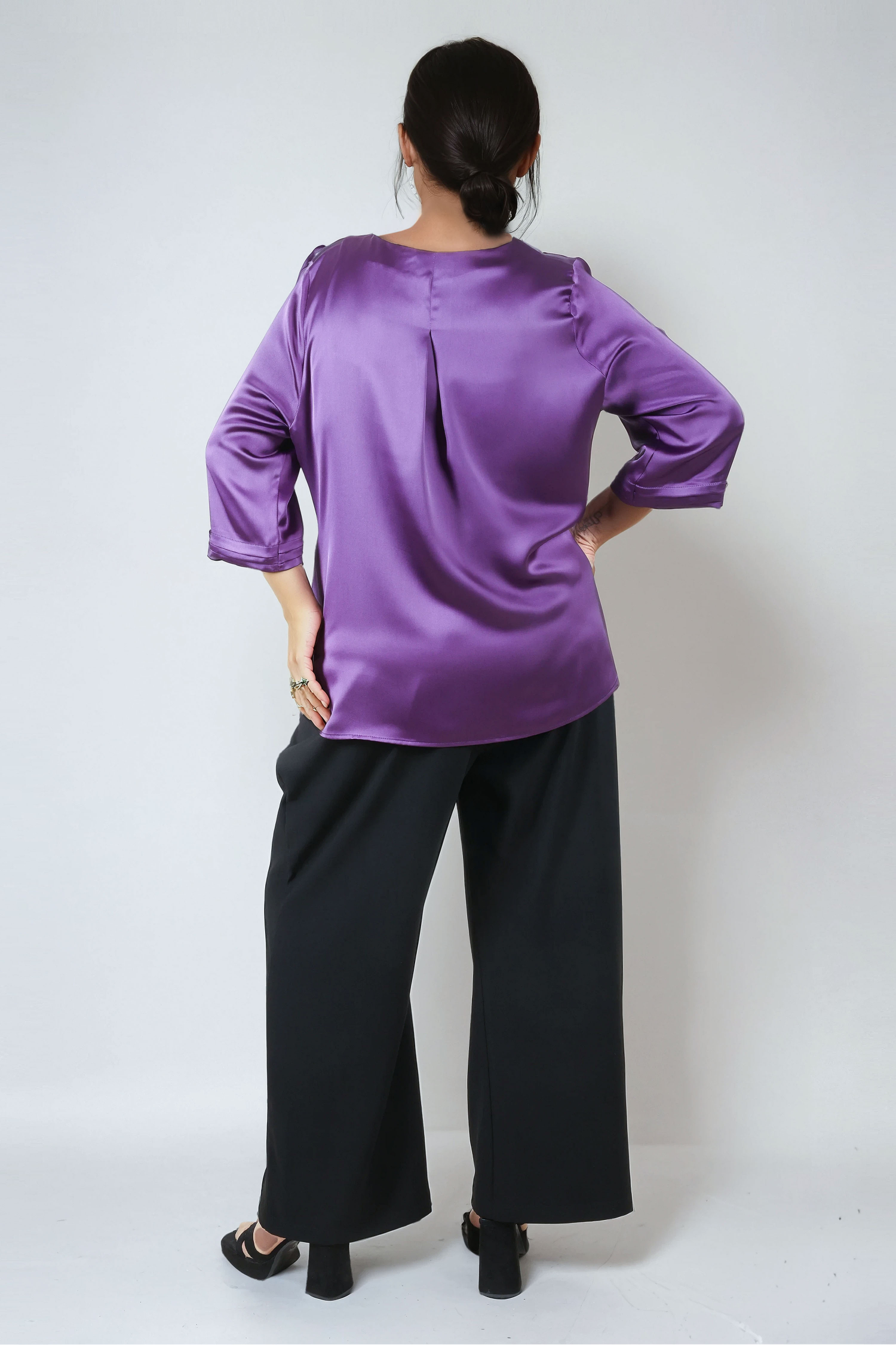 Elegance celeste blue viscose satin blouse with V-neck